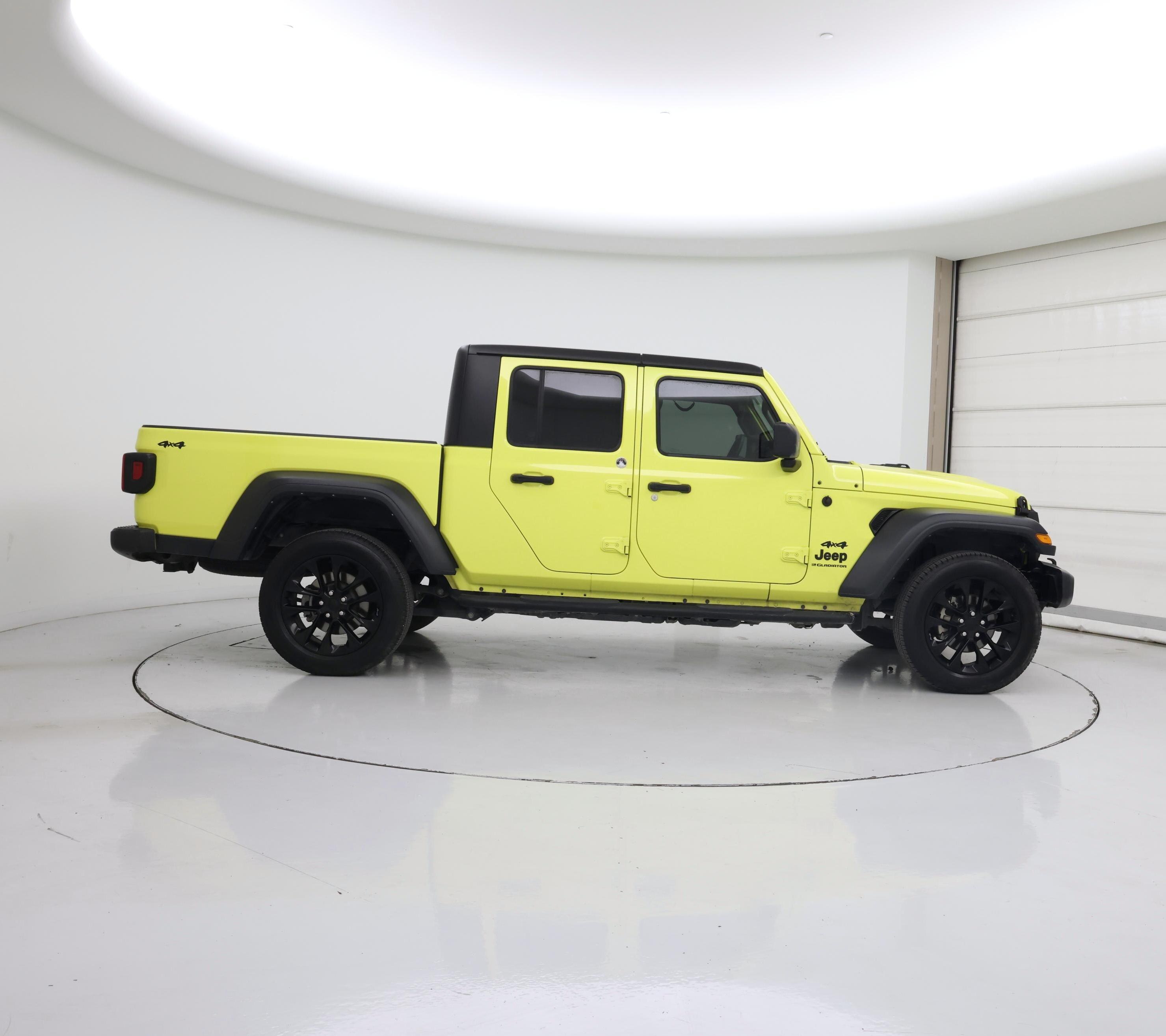 Thumbnail: 2023 Jeep Gladiator - 7