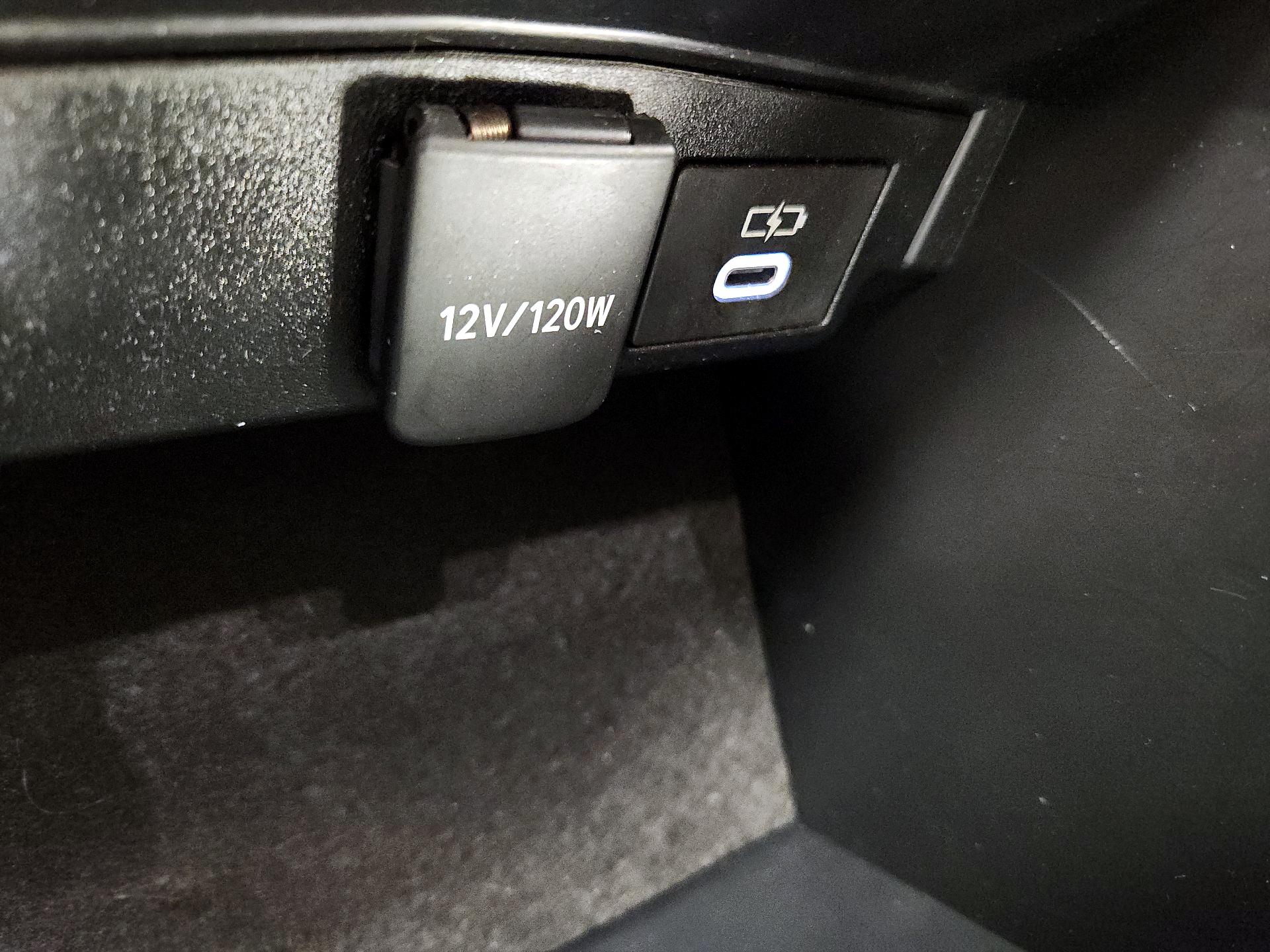 Thumbnail: 2024 Toyota Corolla - 18