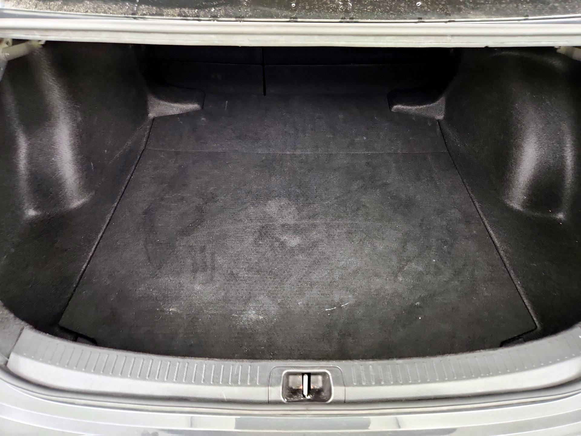 Thumbnail: 2024 Toyota Corolla - 20