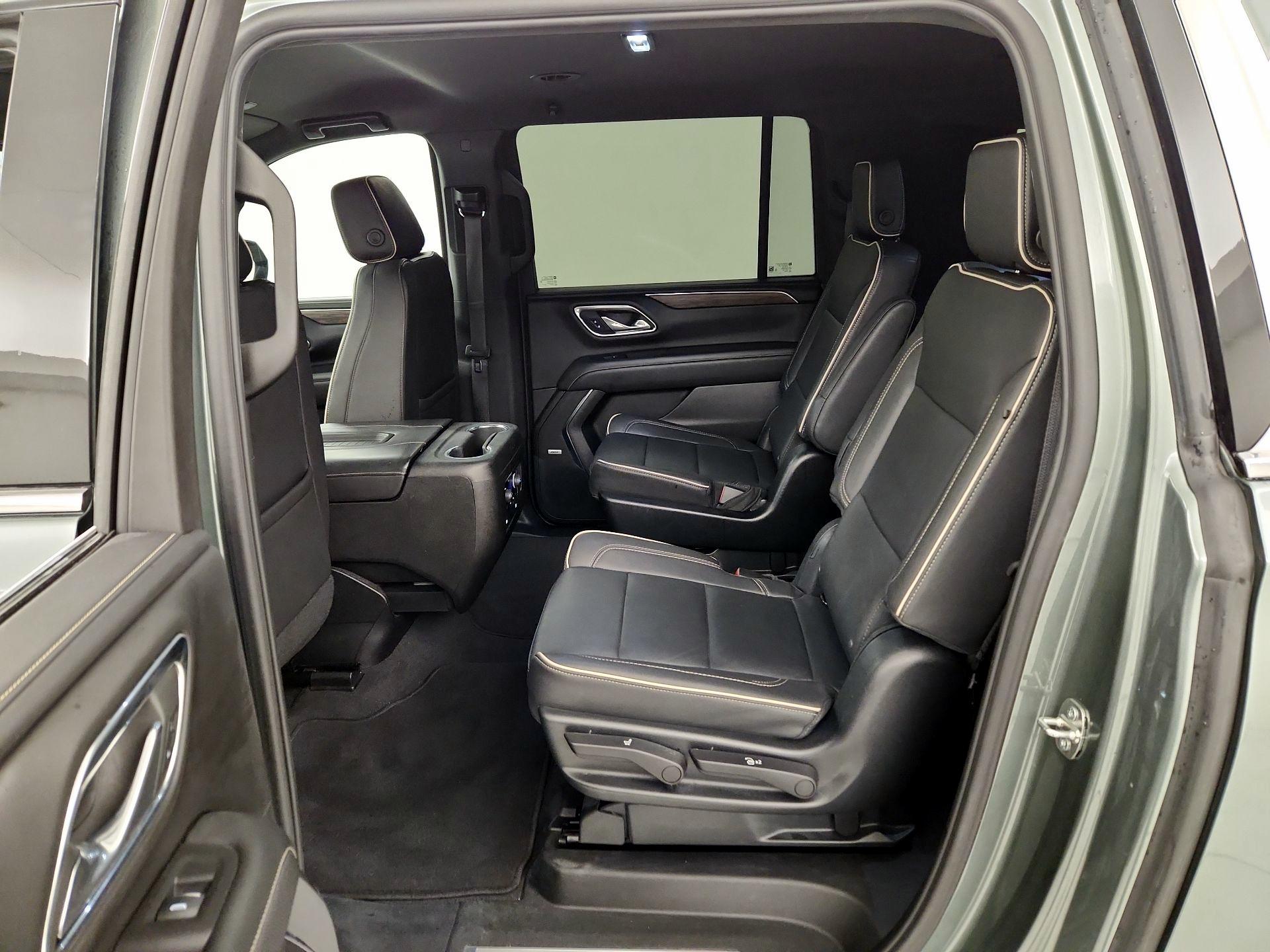 Thumbnail: 2023 Chevrolet Suburban - 19