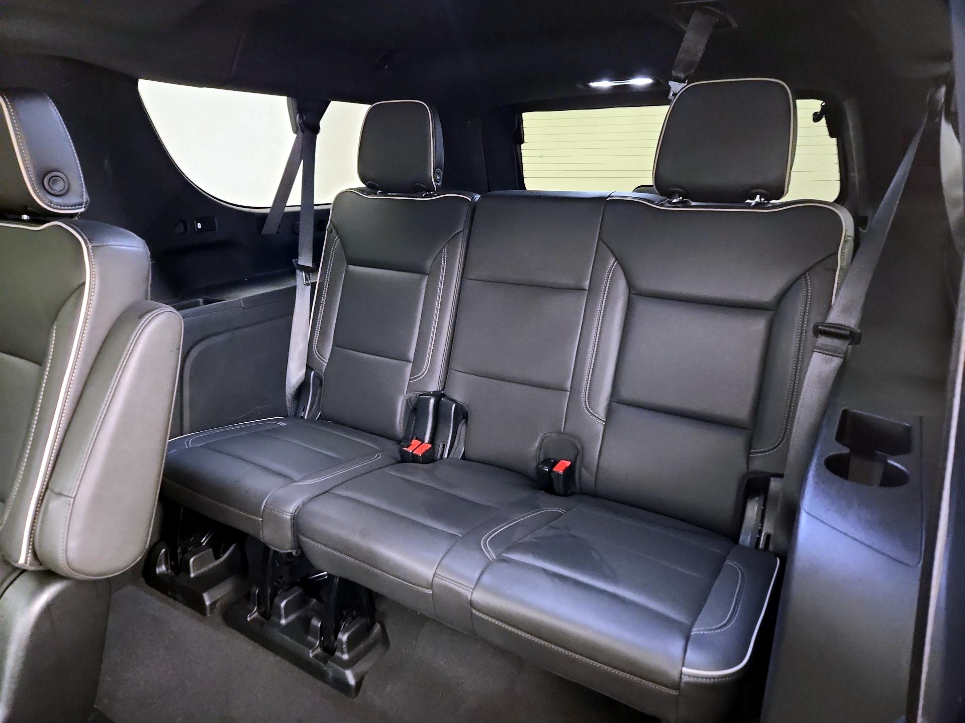 Thumbnail: 2023 Chevrolet Suburban - 20