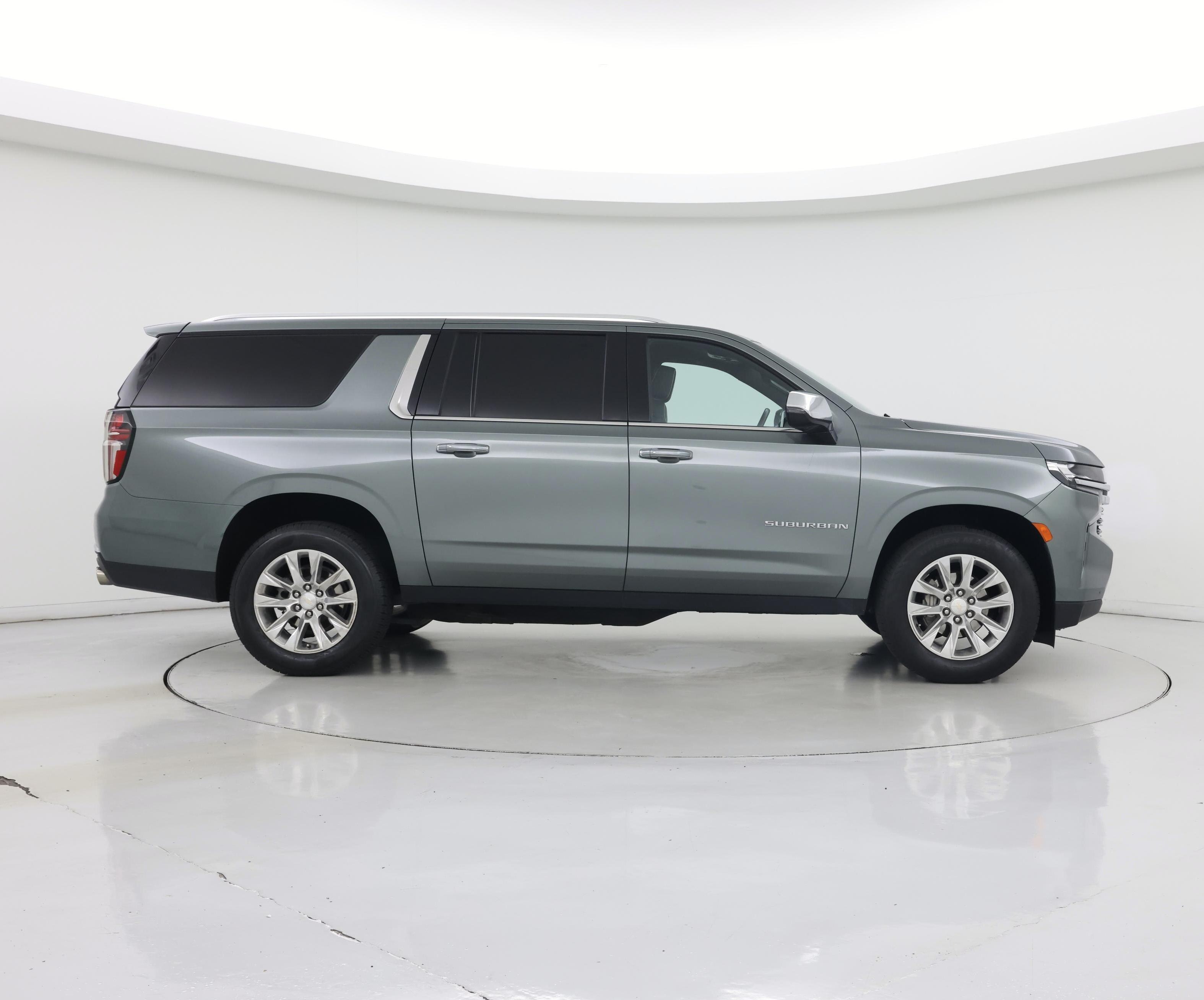 Thumbnail: 2023 Chevrolet Suburban - 7