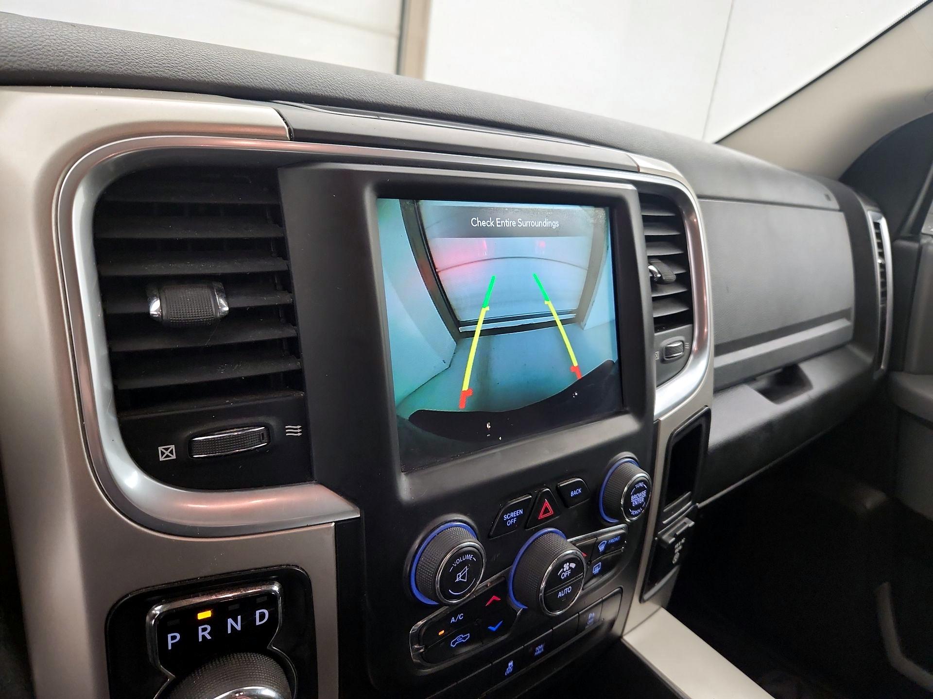 Thumbnail: 2020 RAM 1500 Classic - 15