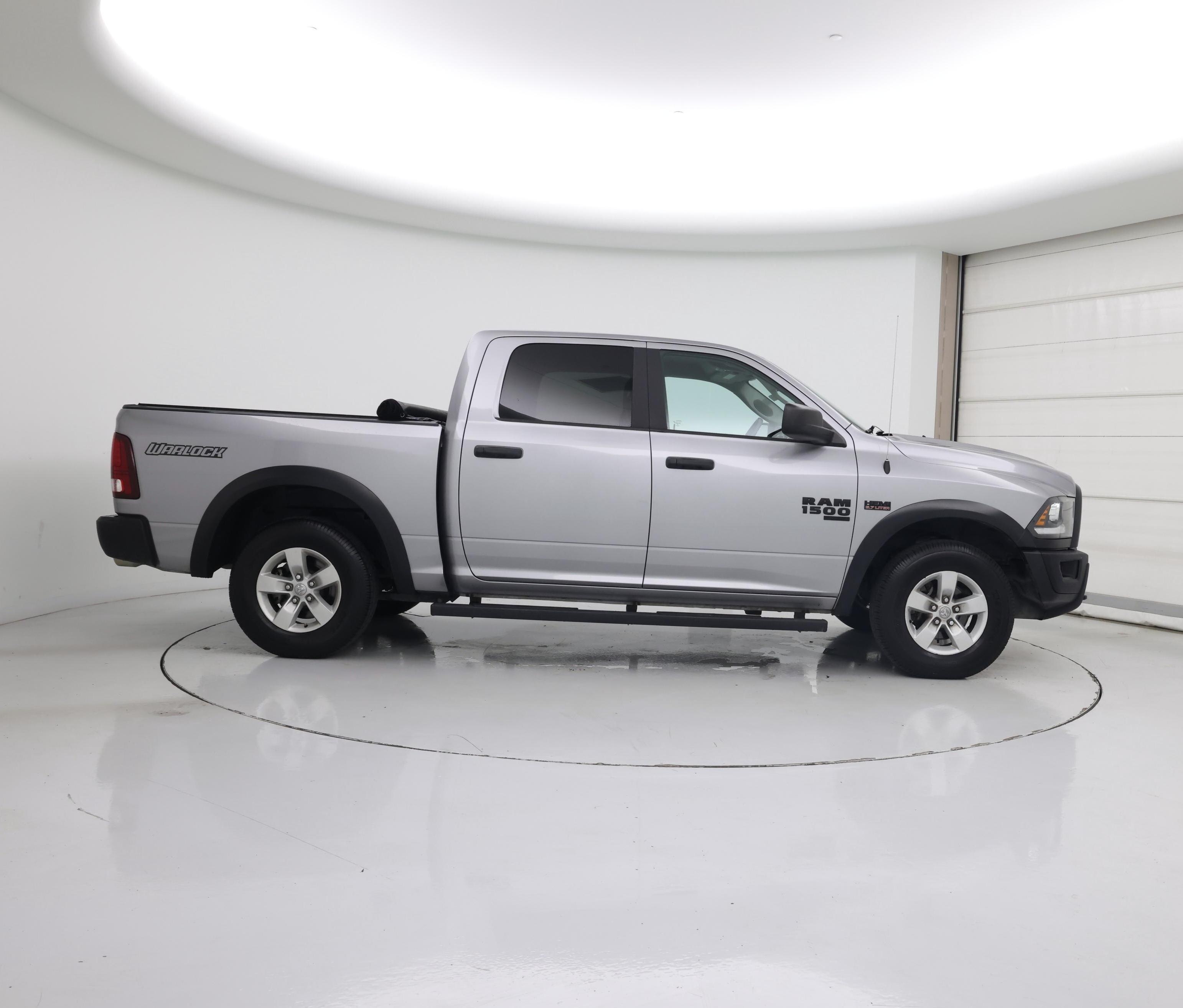 Thumbnail: 2020 RAM 1500 Classic - 7