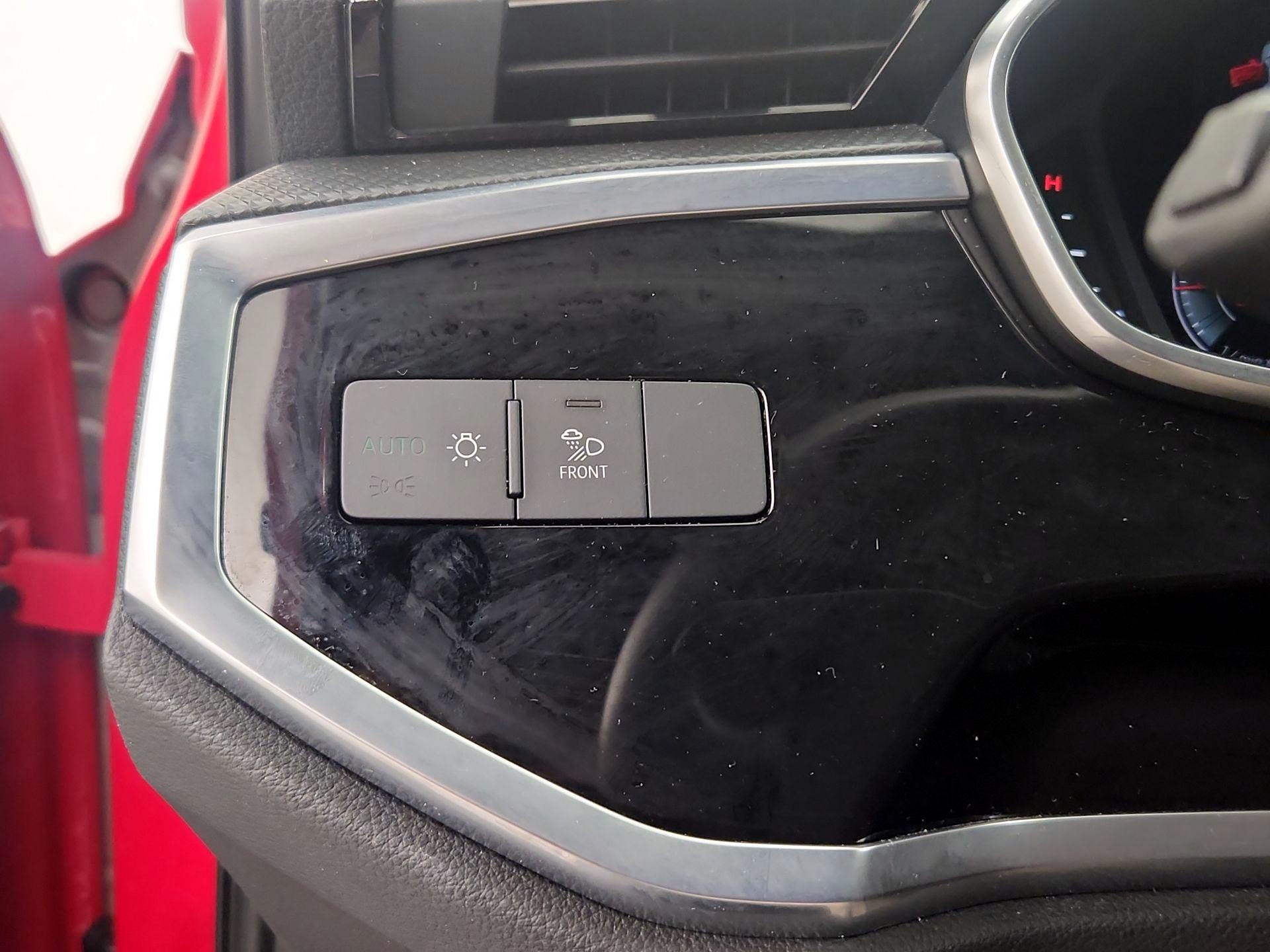 Thumbnail: 2022 Audi Q3 - 13