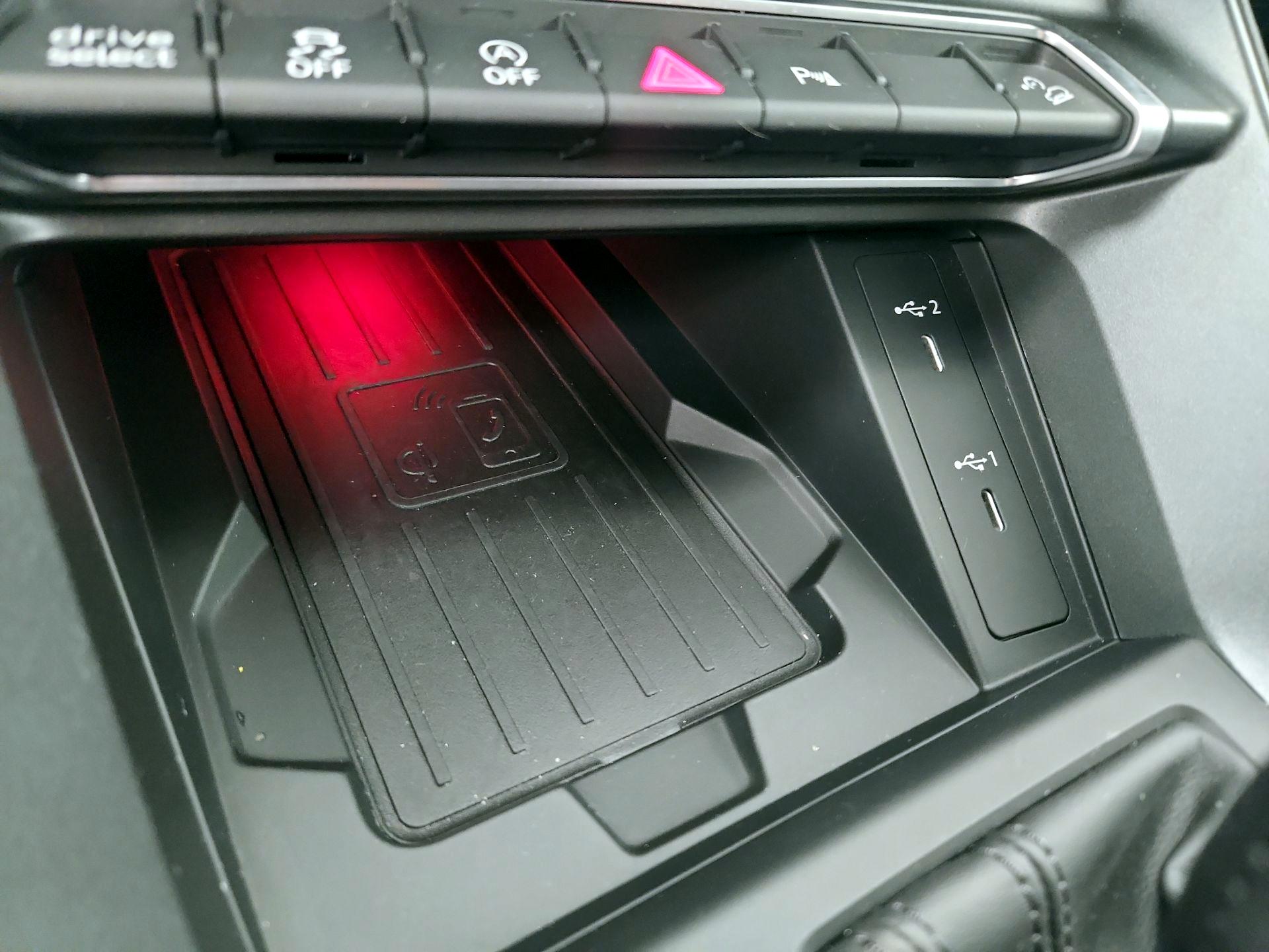 Thumbnail: 2022 Audi Q3 - 19