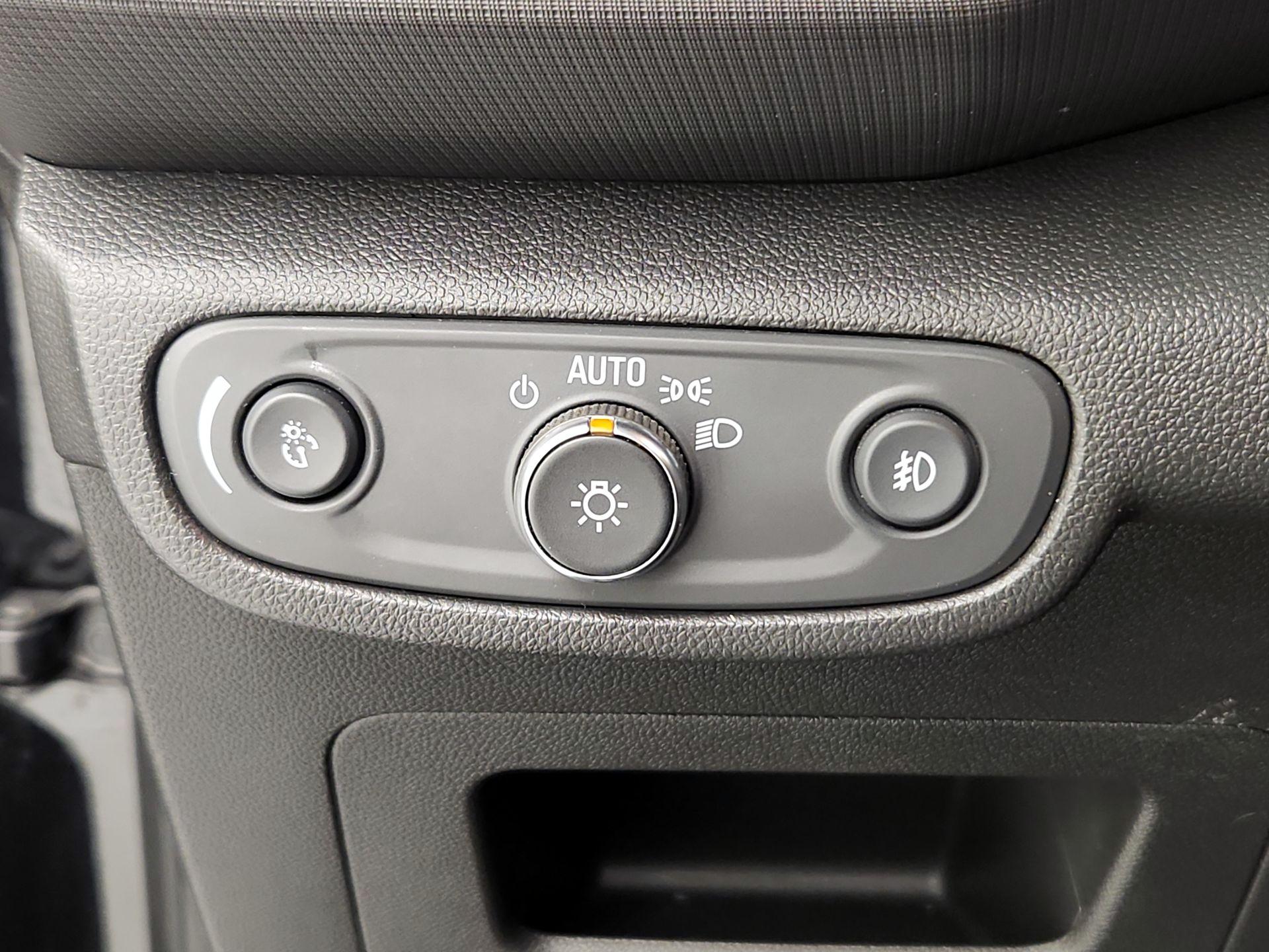 Thumbnail: 2022 Chevrolet TrailBlazer - 13