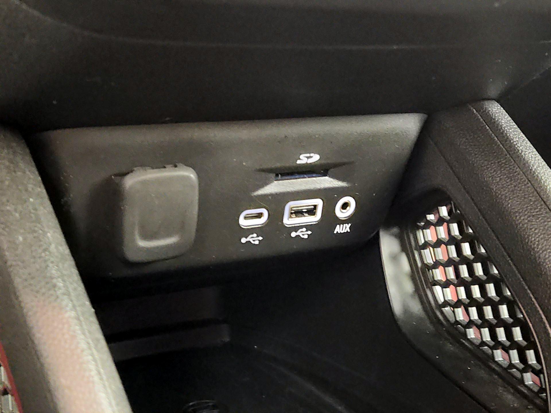 Thumbnail: 2022 Chevrolet TrailBlazer - 18