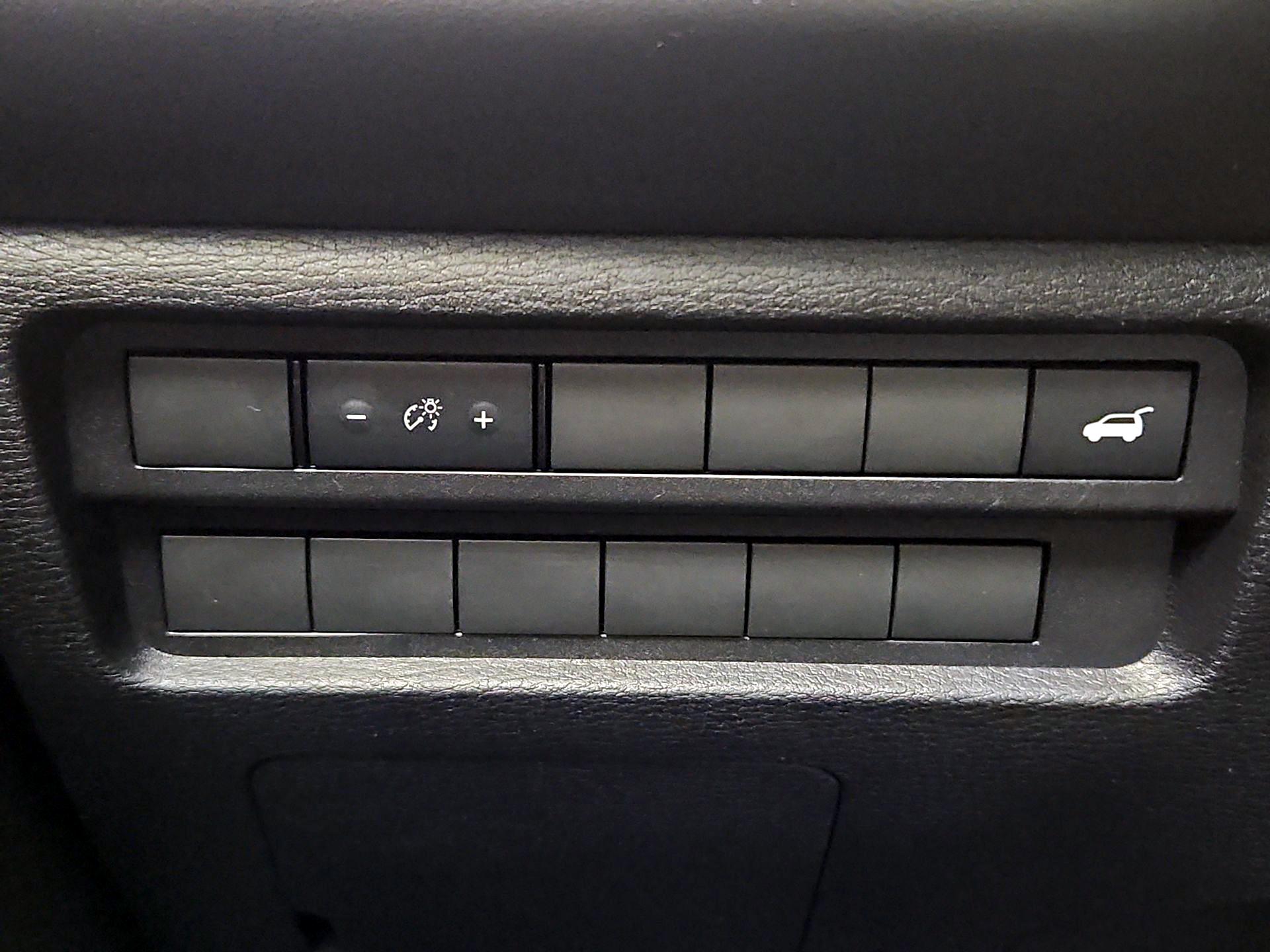 Thumbnail: 2024 Mitsubishi Outlander - 13