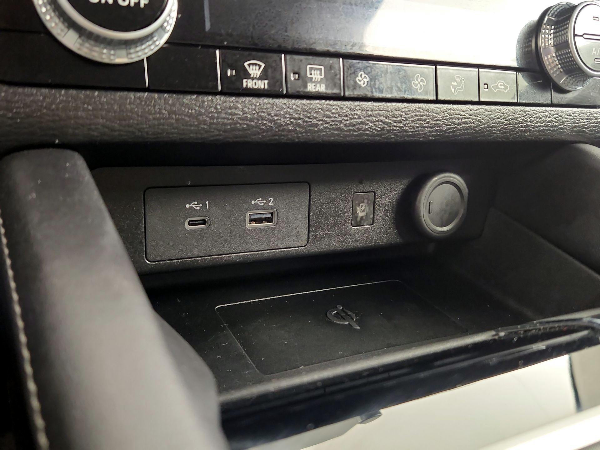 Thumbnail: 2024 Mitsubishi Outlander - 19