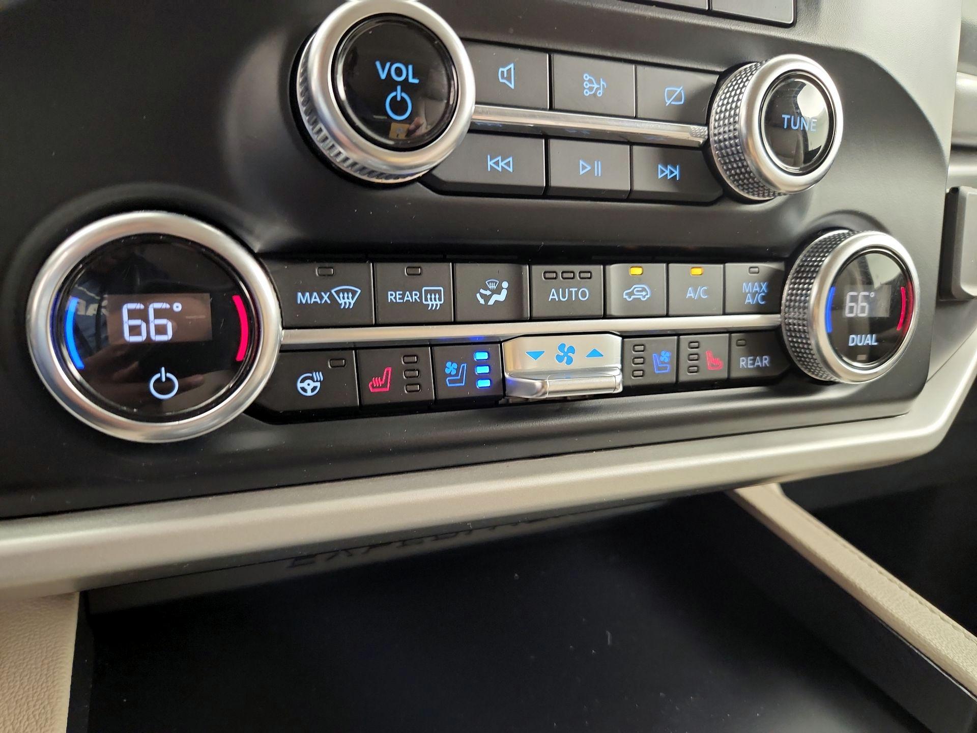 Thumbnail: 2024 Ford Expedition MAX - 17