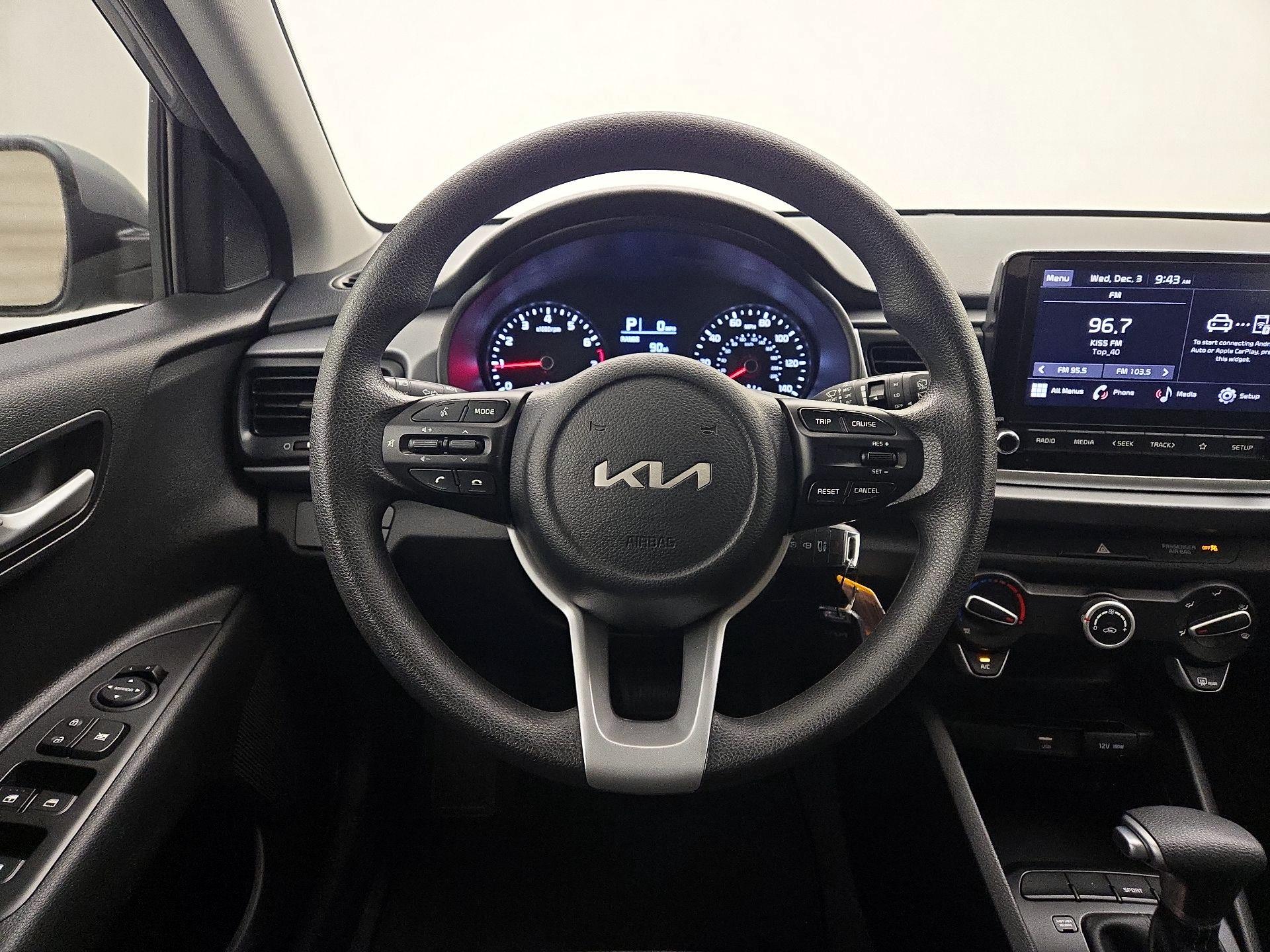 Thumbnail: 2023 Kia Rio - 10