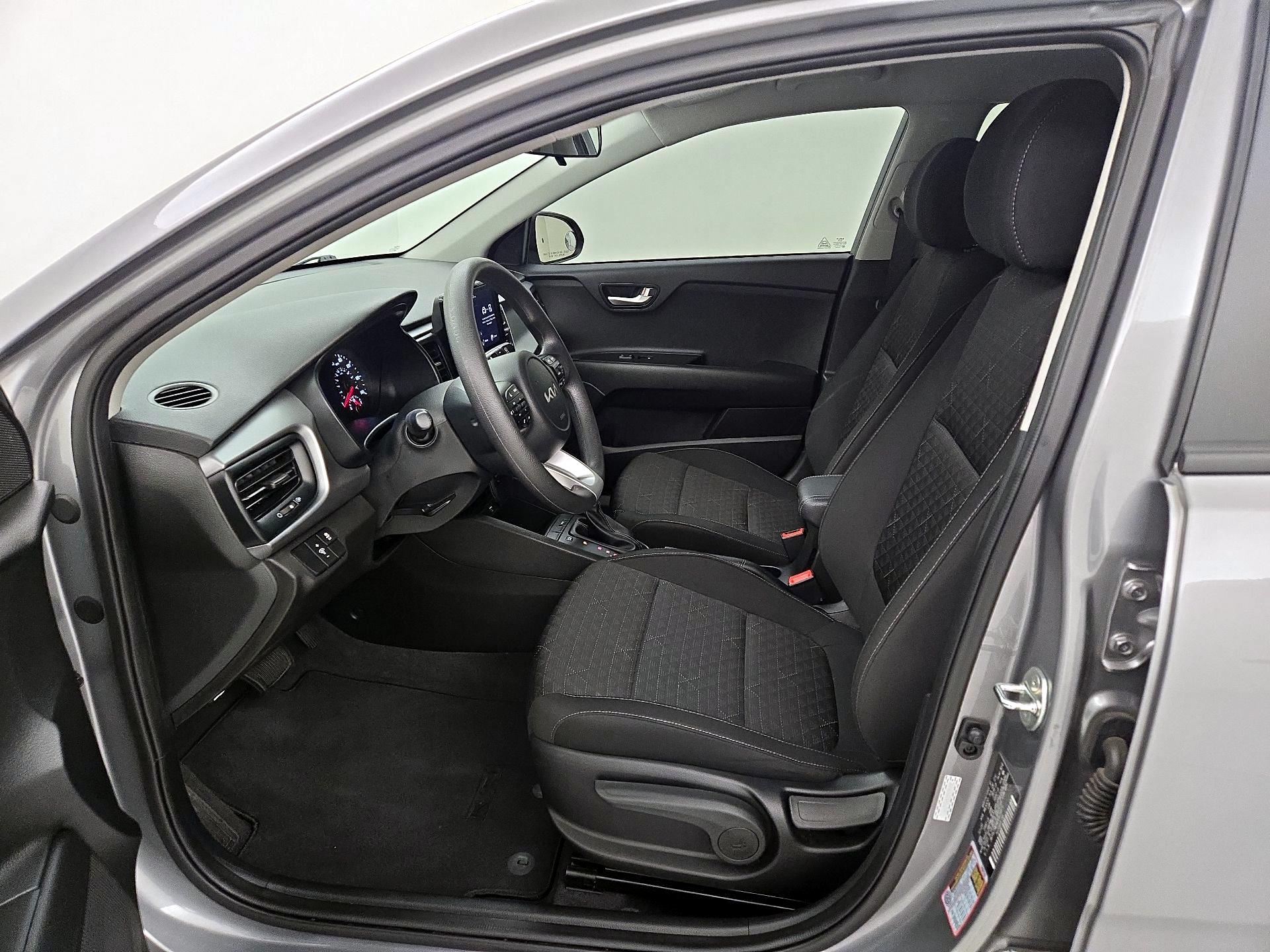 Thumbnail: 2023 Kia Rio - 11