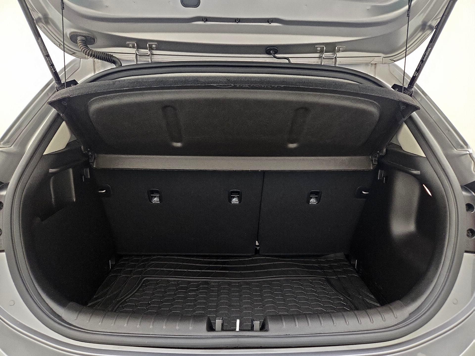 Thumbnail: 2023 Kia Rio - 20