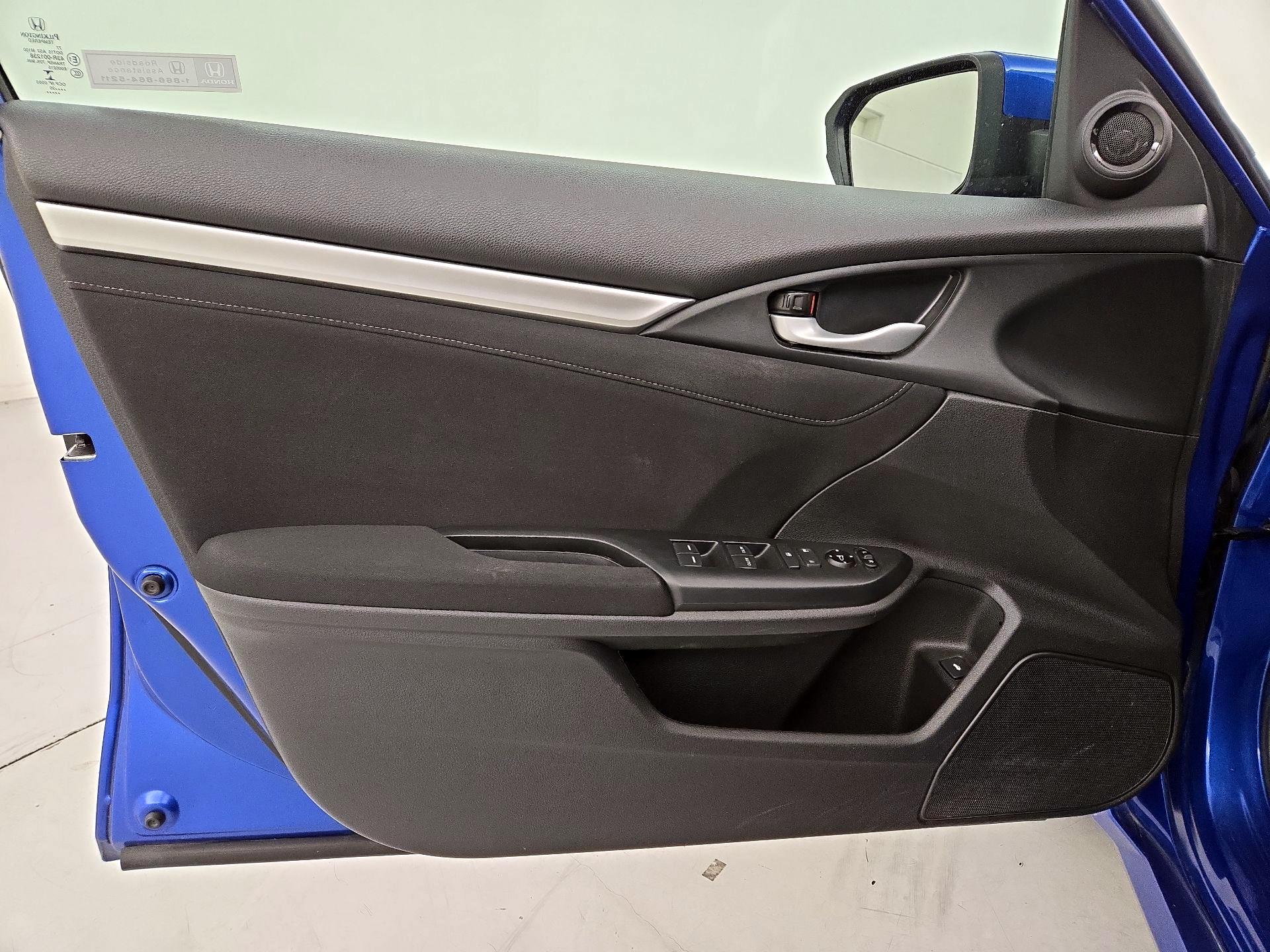 Thumbnail: 2020 Honda Civic - 12