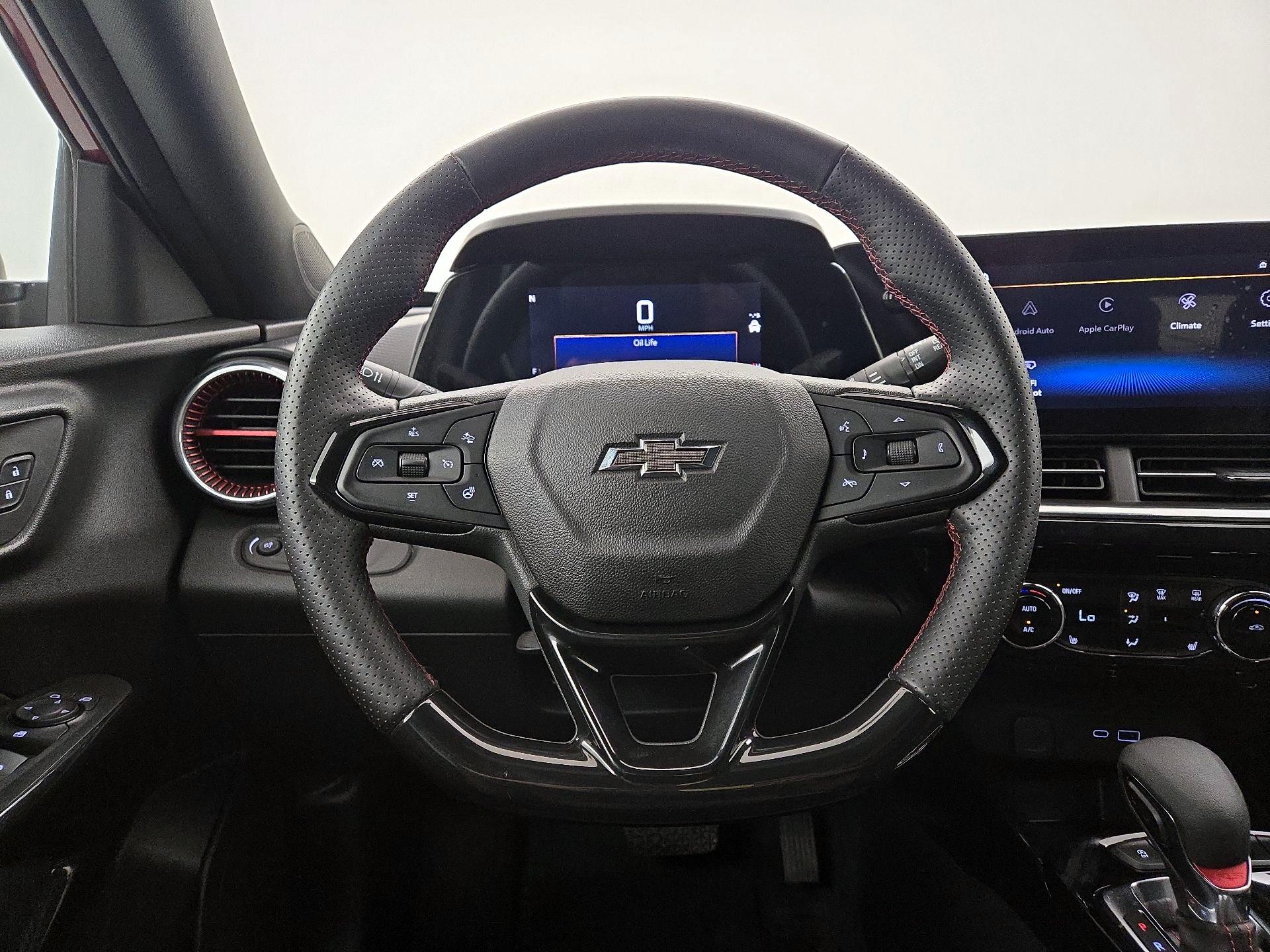 Thumbnail: 2024 Chevrolet Trax - 10