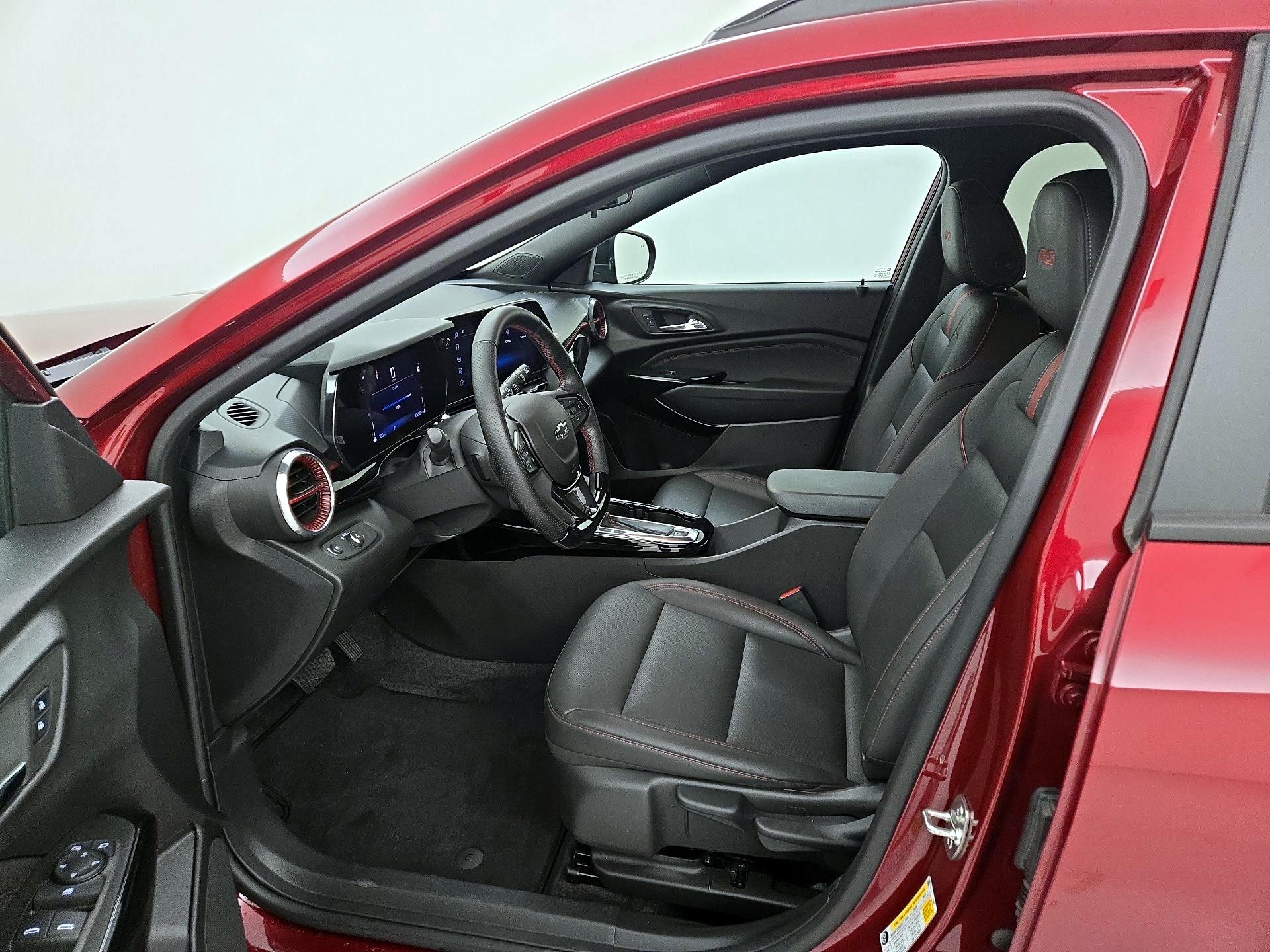 Thumbnail: 2024 Chevrolet Trax - 11