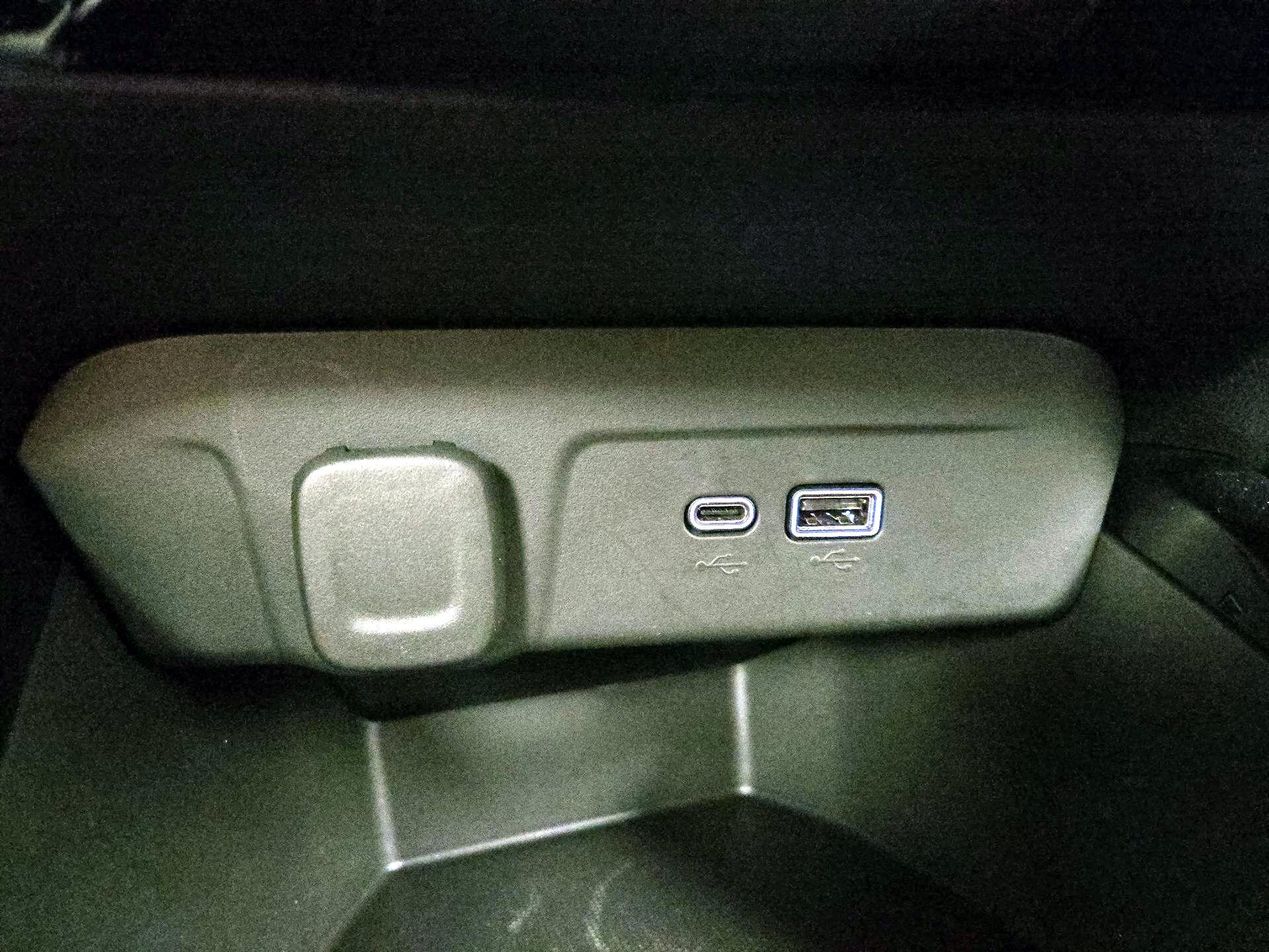 Thumbnail: 2024 Chevrolet Trax - 18