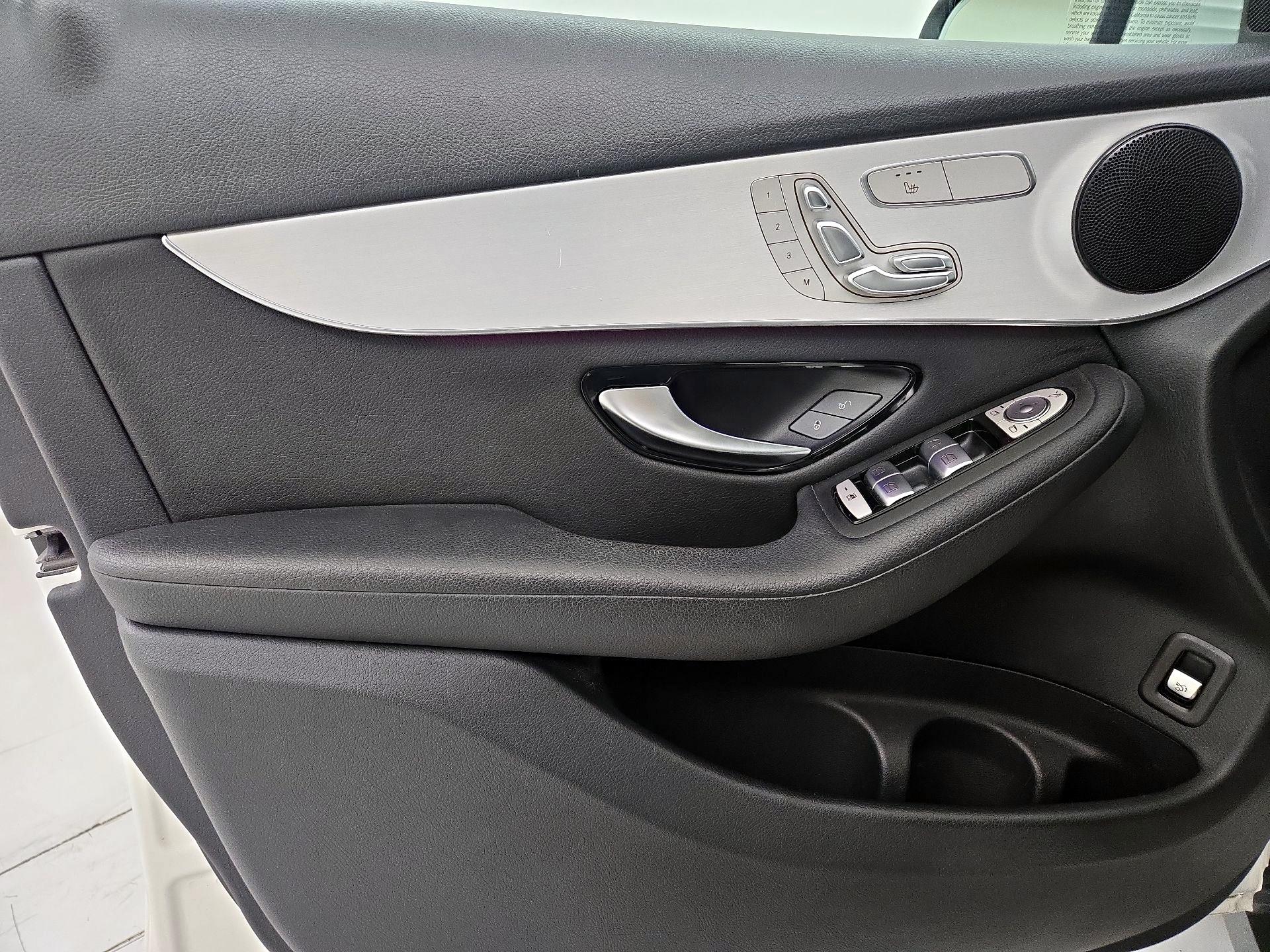 Thumbnail: 2021 Mercedes-Benz GLC - 12