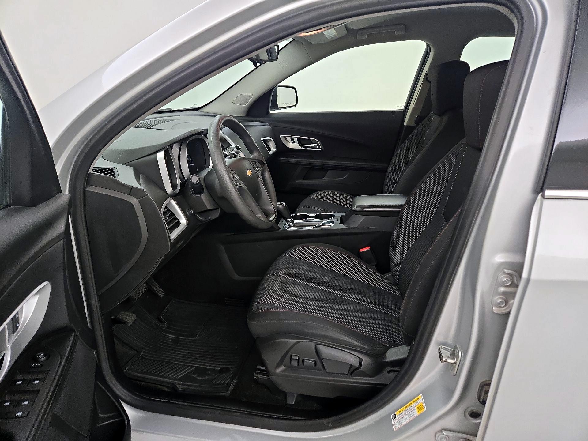 Thumbnail: 2017 Chevrolet Equinox - 11