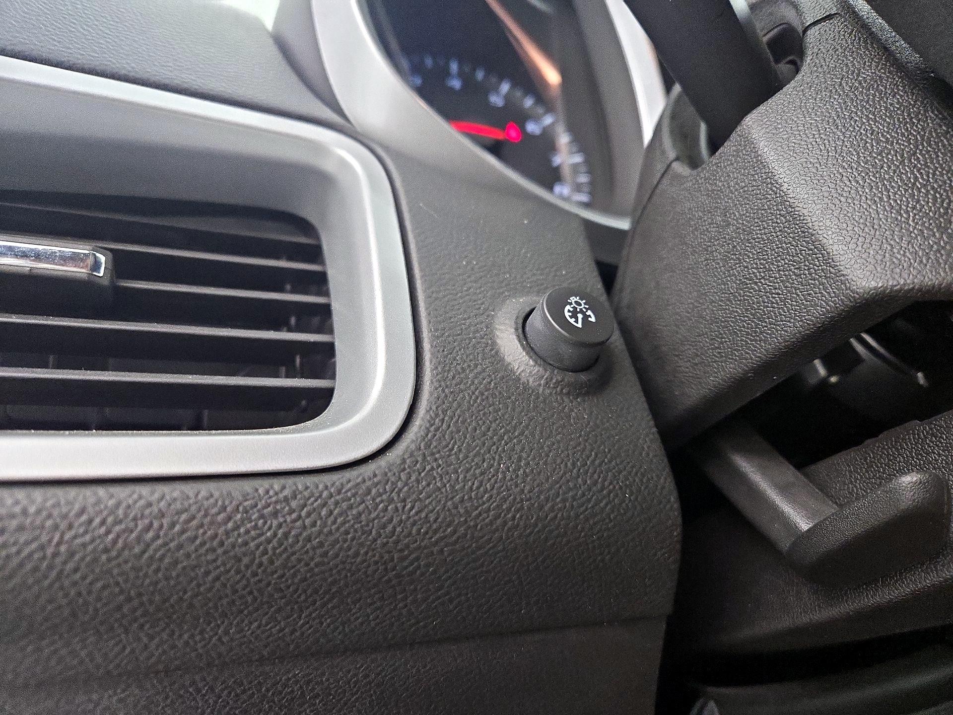 Thumbnail: 2017 Chevrolet Equinox - 13