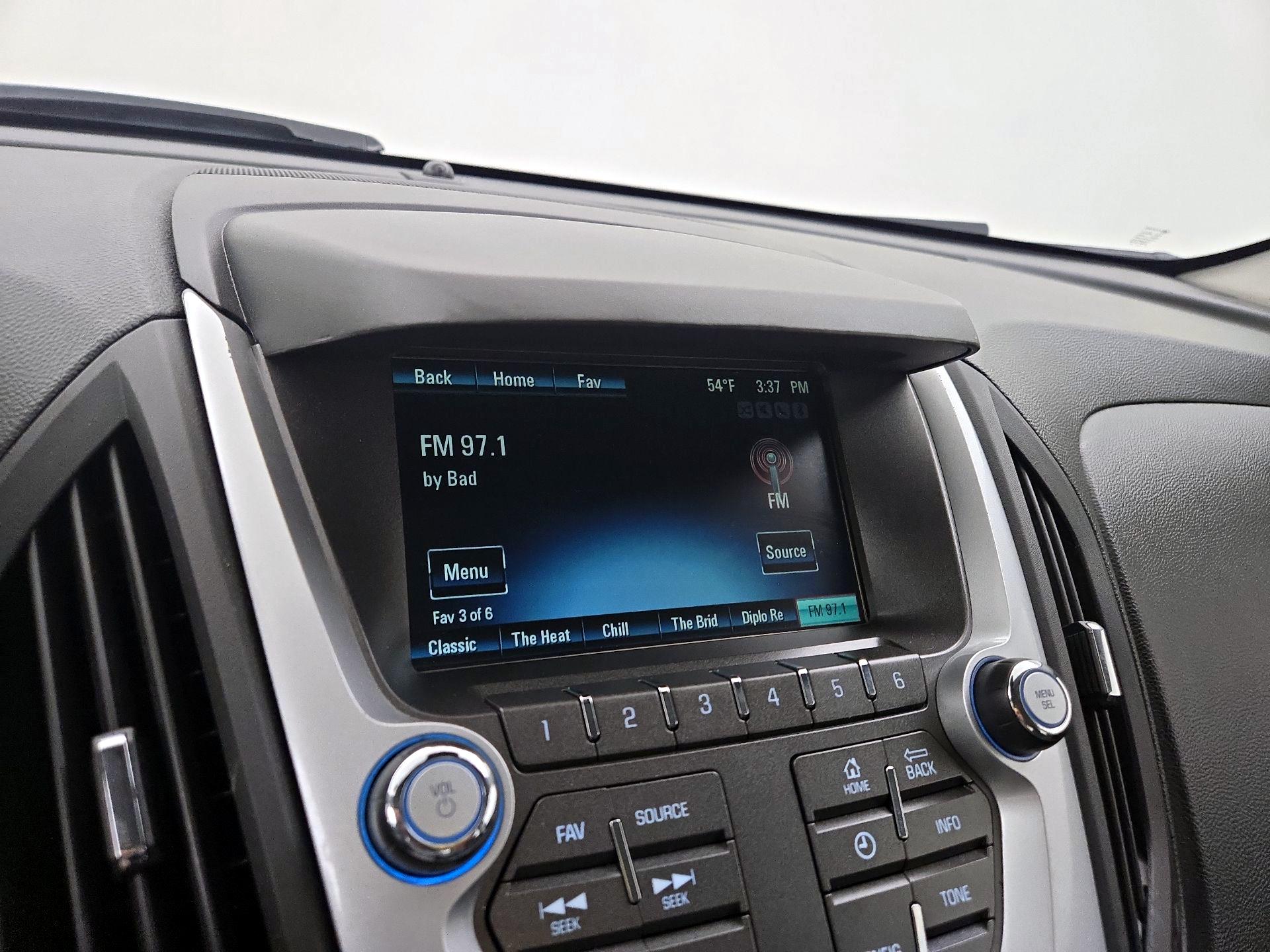 Thumbnail: 2017 Chevrolet Equinox - 15