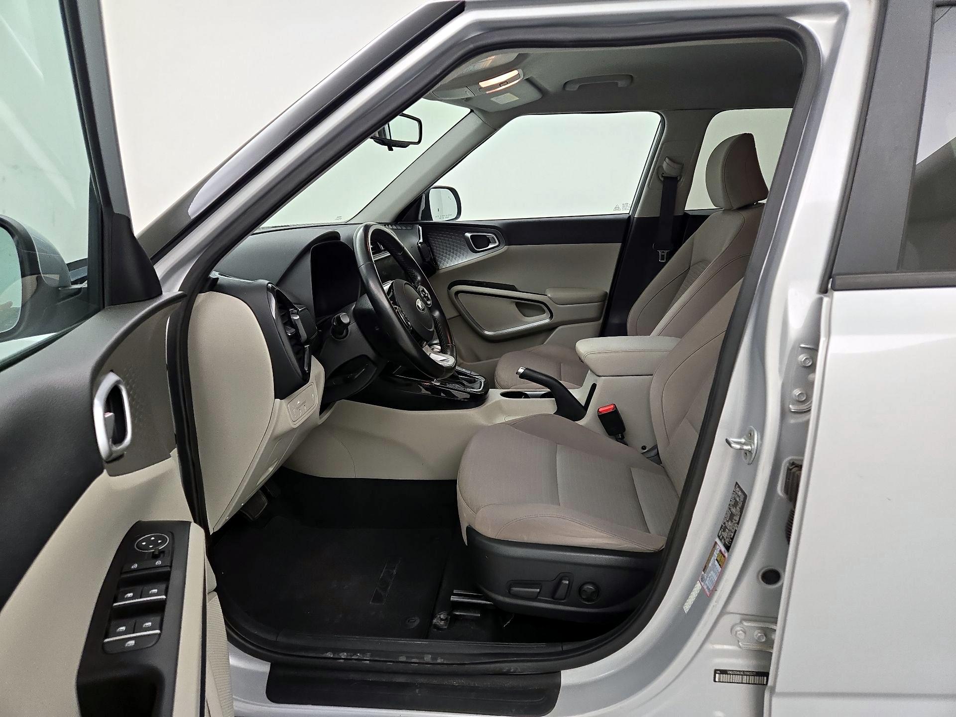 Thumbnail: 2020 Kia Soul - 11