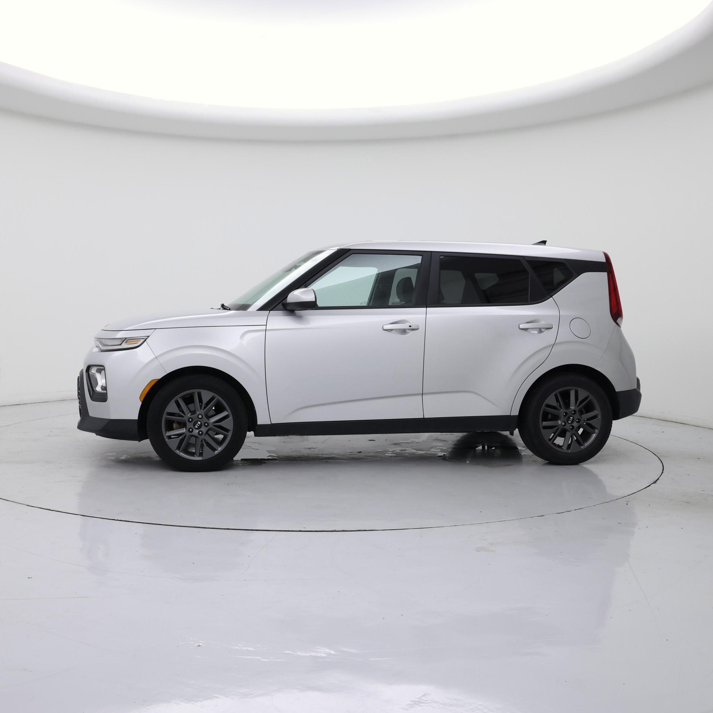 Thumbnail: 2020 Kia Soul - 3