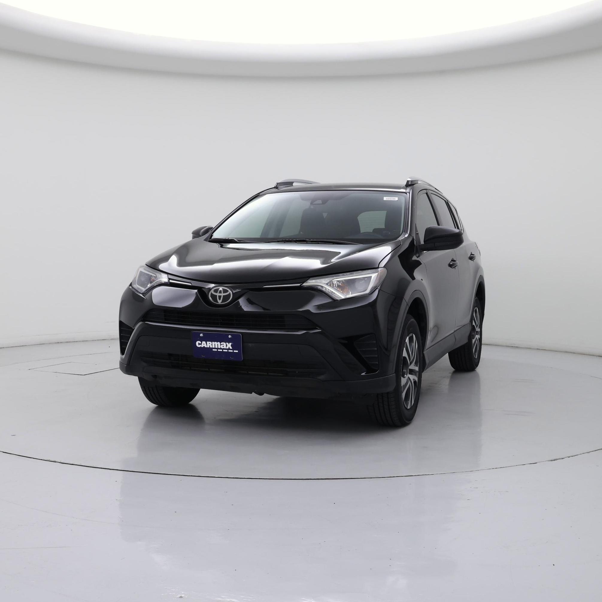 Thumbnail: 2018 Toyota RAV4 - 4