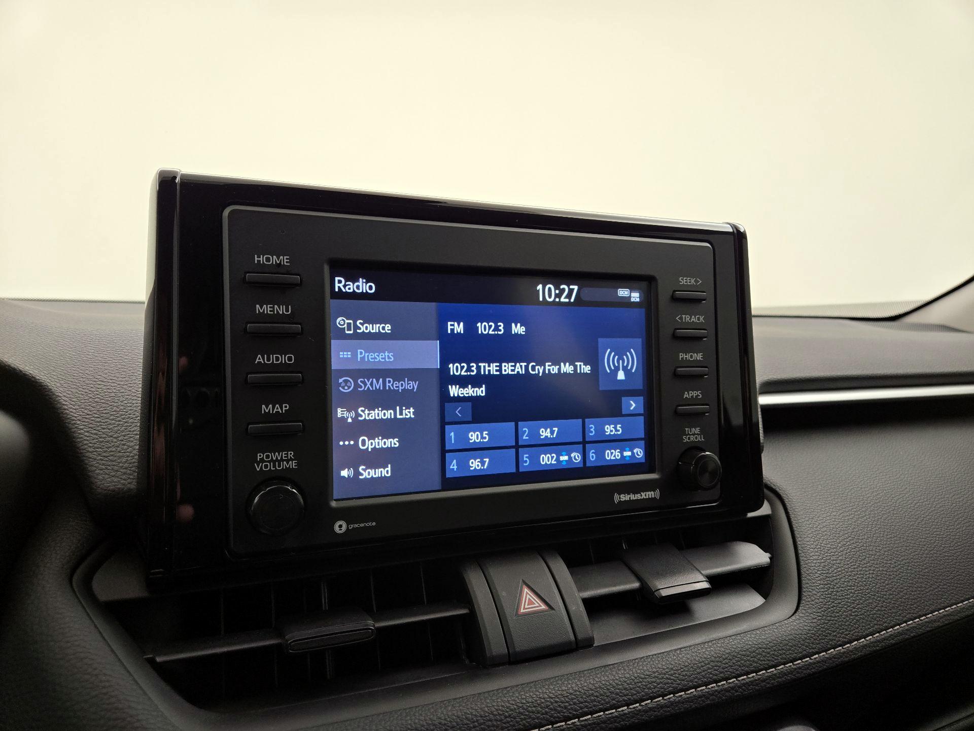 Thumbnail: 2022 Toyota RAV4 - 15