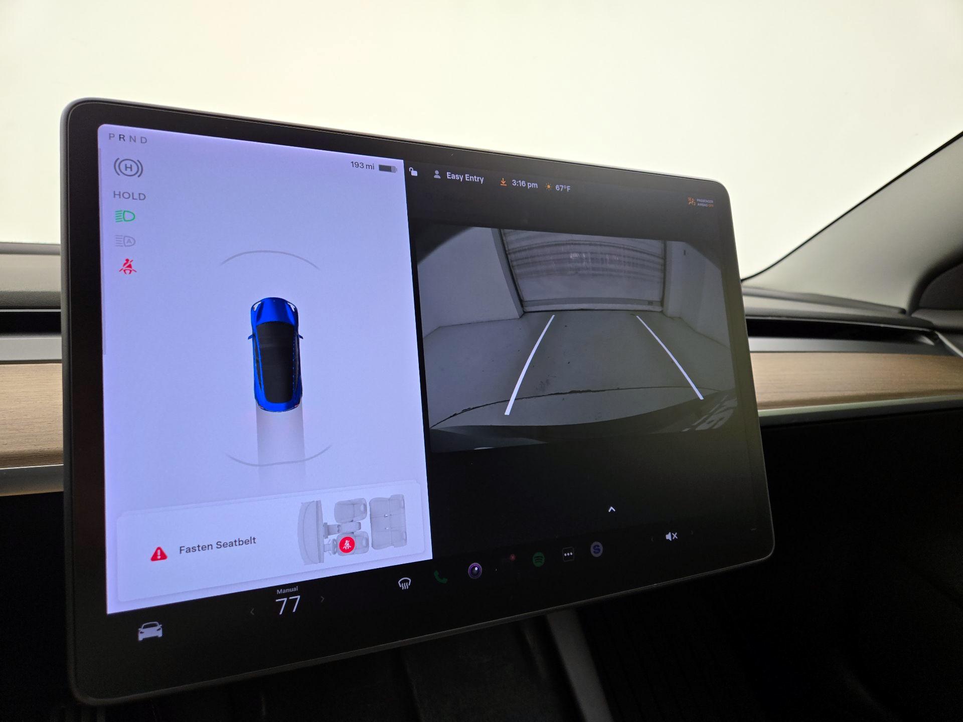 Thumbnail: 2021 Tesla Model 3 - 14