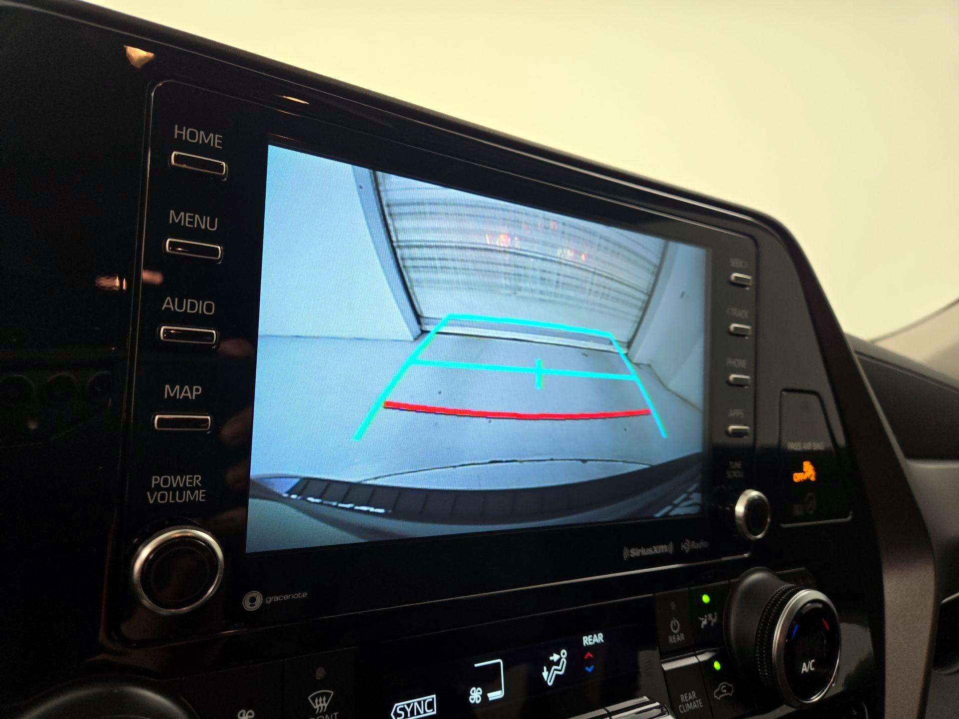 Thumbnail: 2022 Toyota Highlander - 14