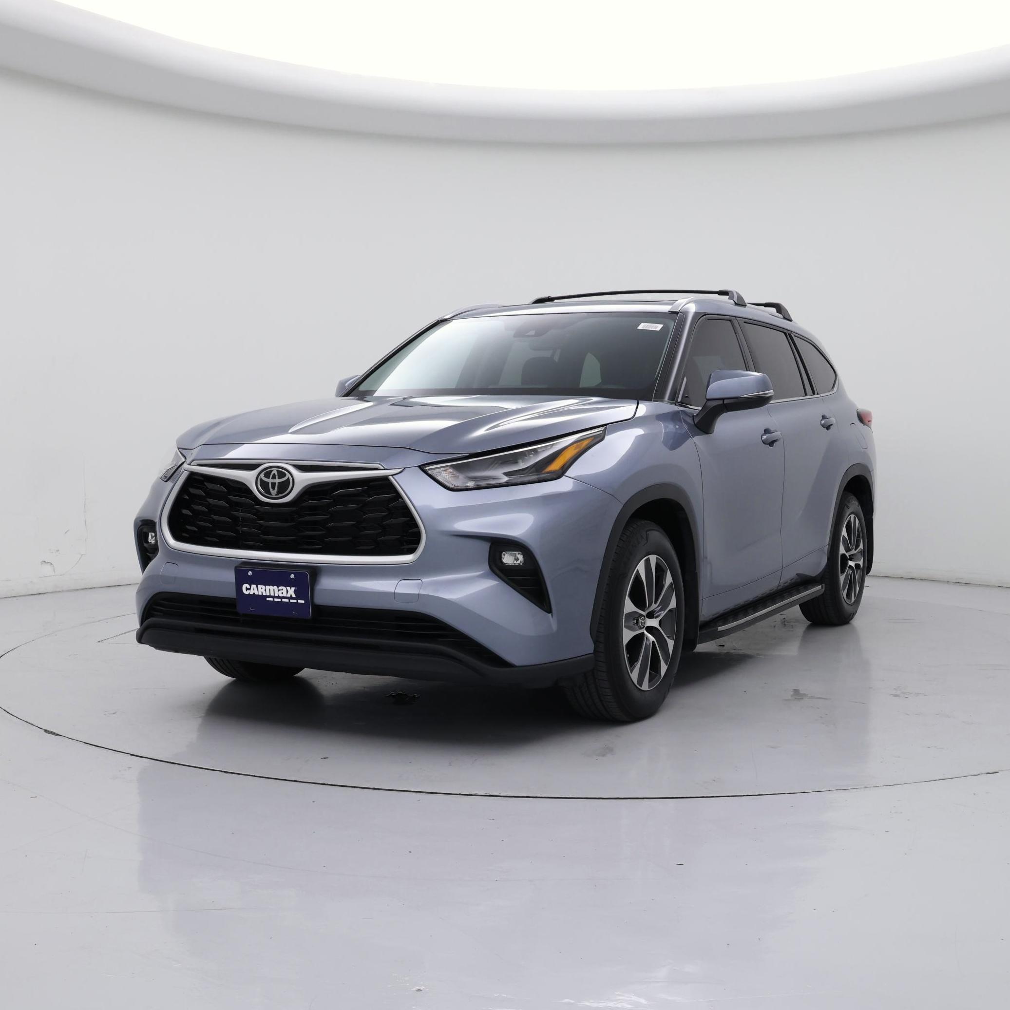 Thumbnail: 2022 Toyota Highlander - 4