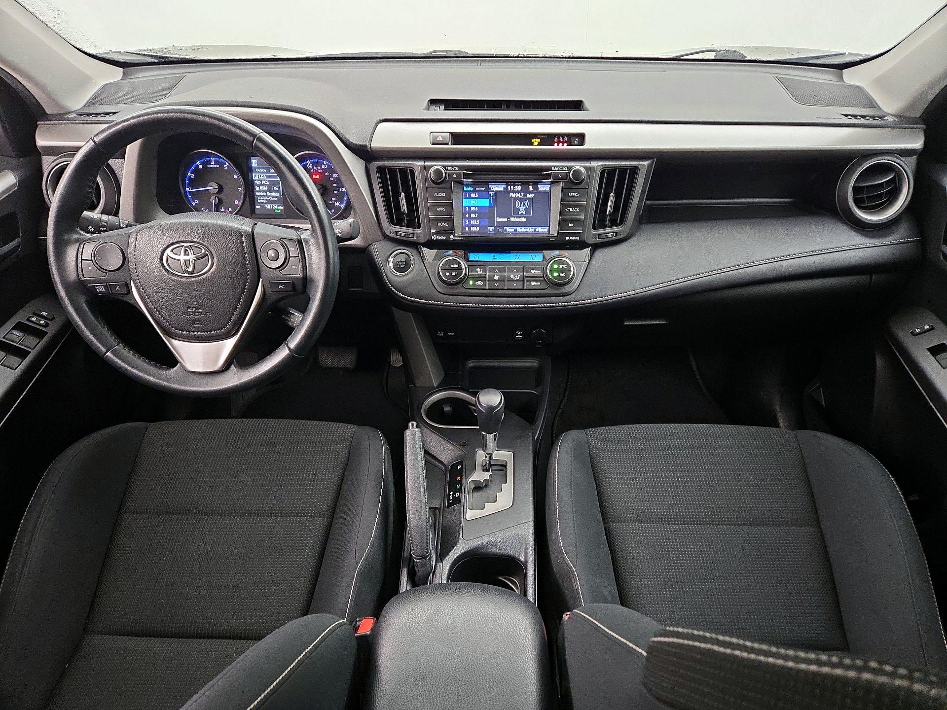 Thumbnail: 2018 Toyota RAV4 - 9