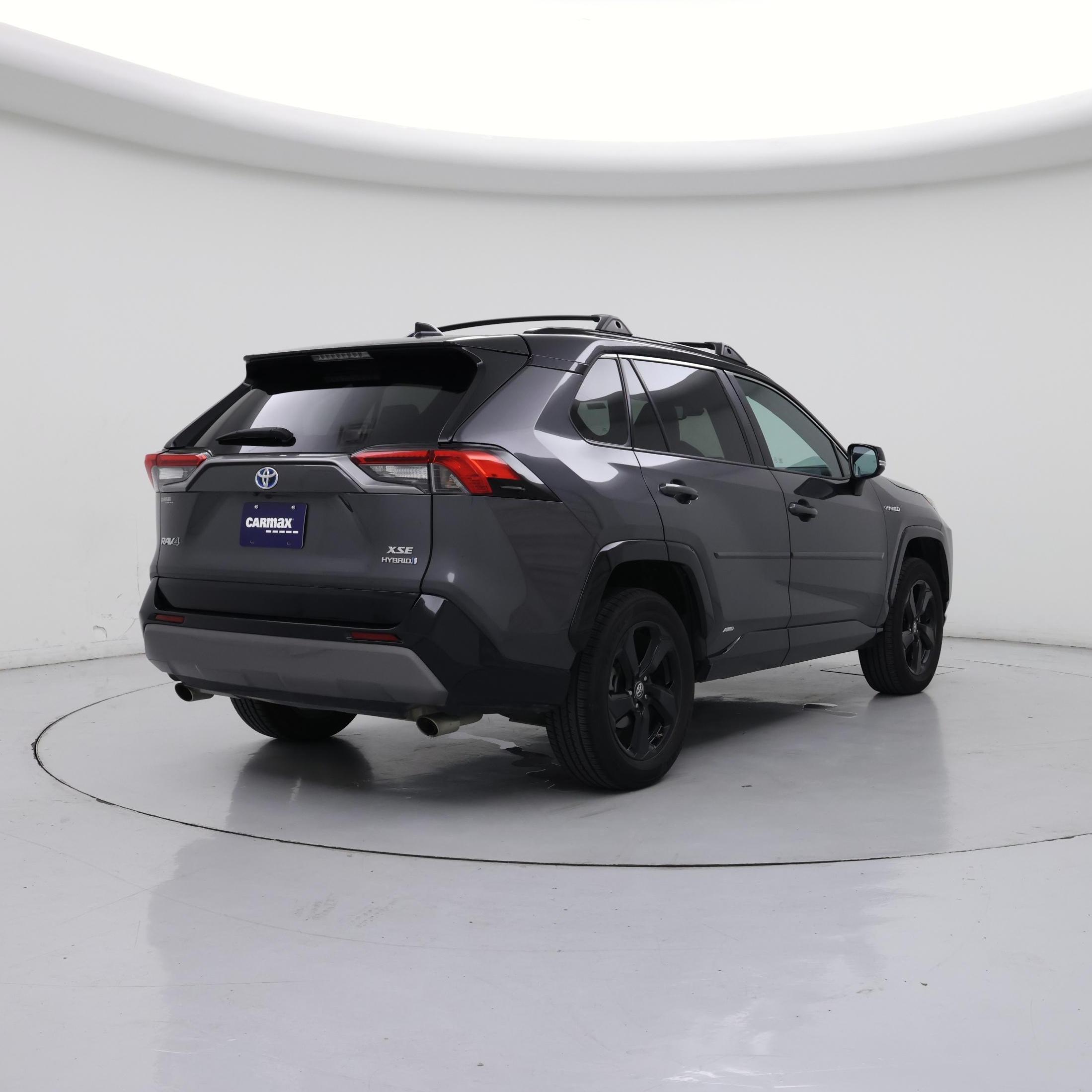Thumbnail: 2019 Toyota RAV4 - 8