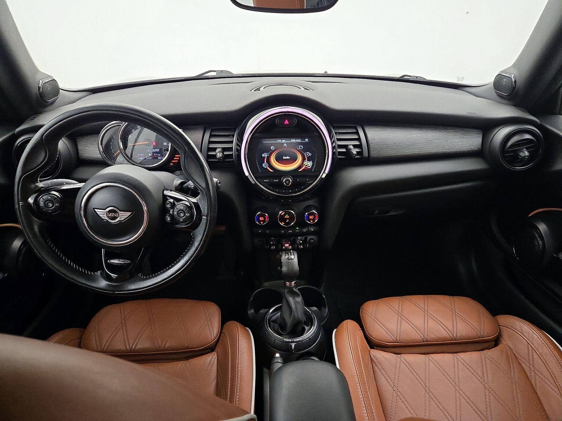 Thumbnail: 2017 MINI Cooper - 9