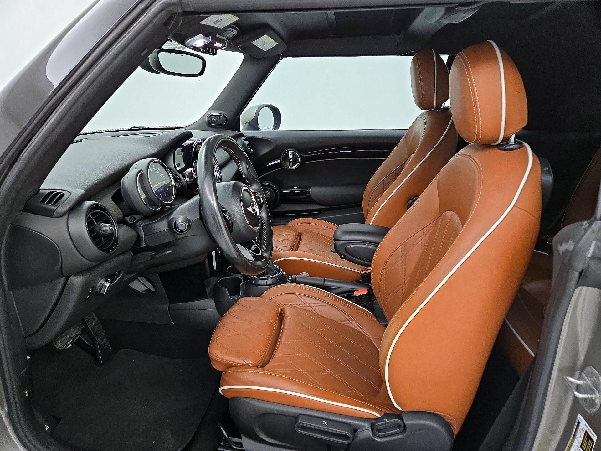 Thumbnail: 2017 MINI Cooper - 11