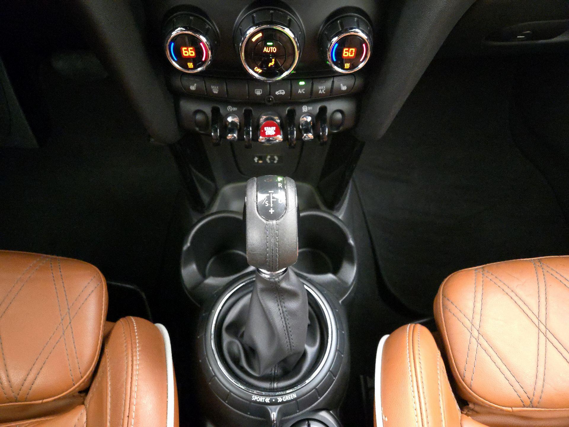 Thumbnail: 2017 MINI Cooper - 17