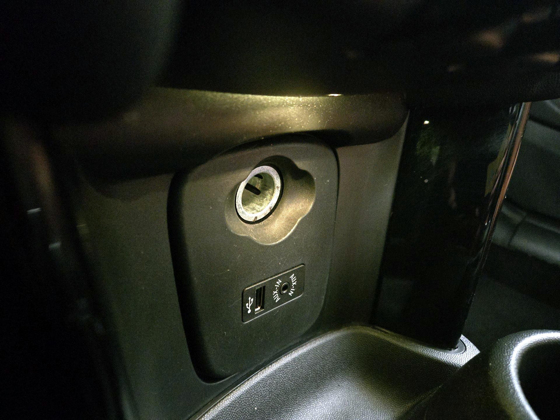 Thumbnail: 2017 MINI Cooper - 18