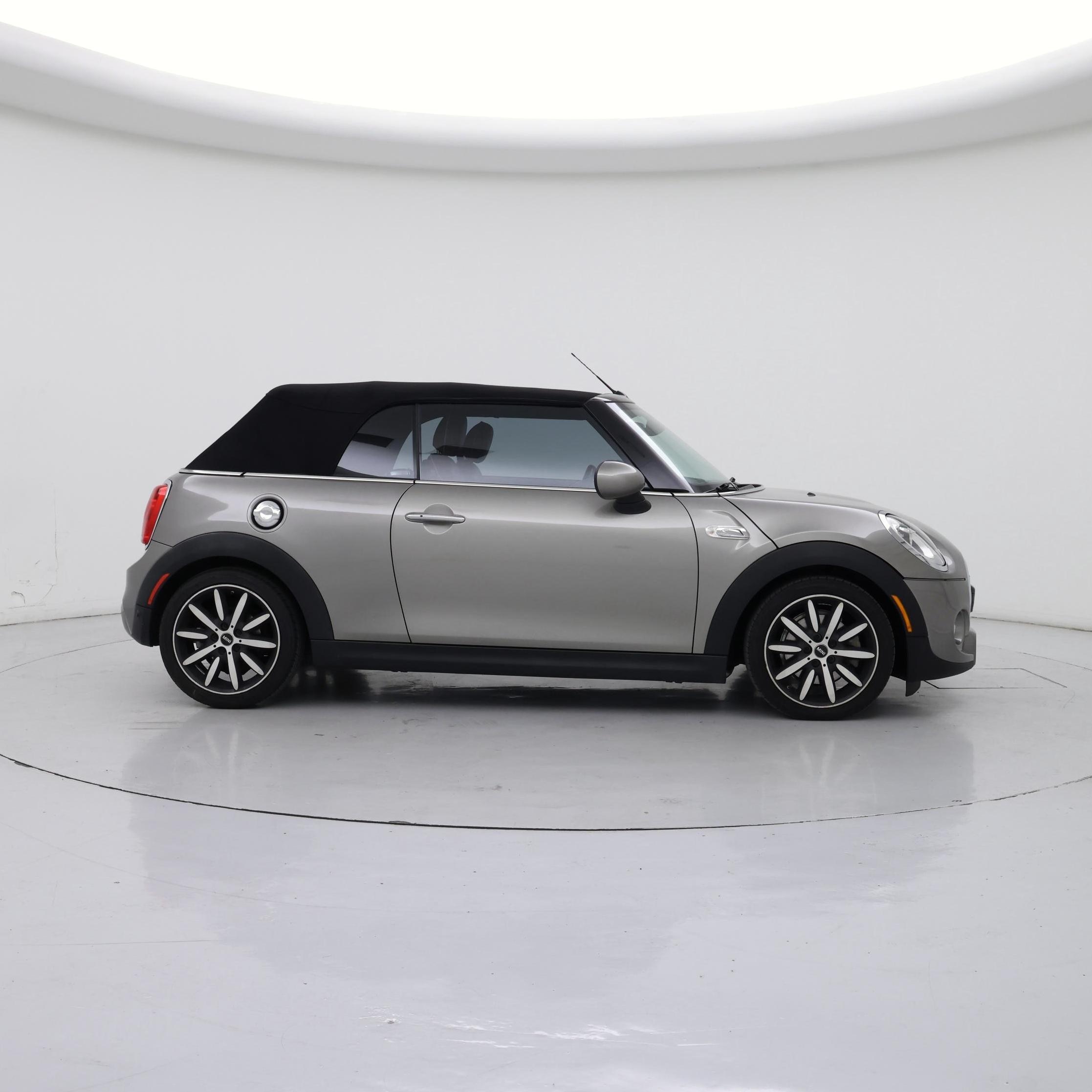Thumbnail: 2017 MINI Cooper - 7