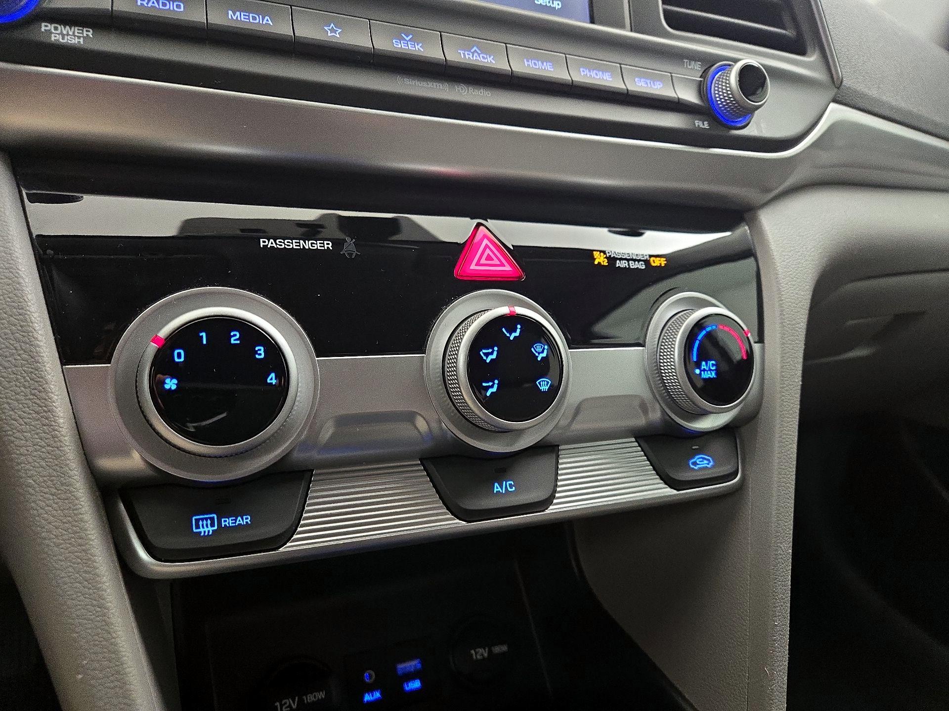 Thumbnail: 2019 Hyundai Elantra - 16