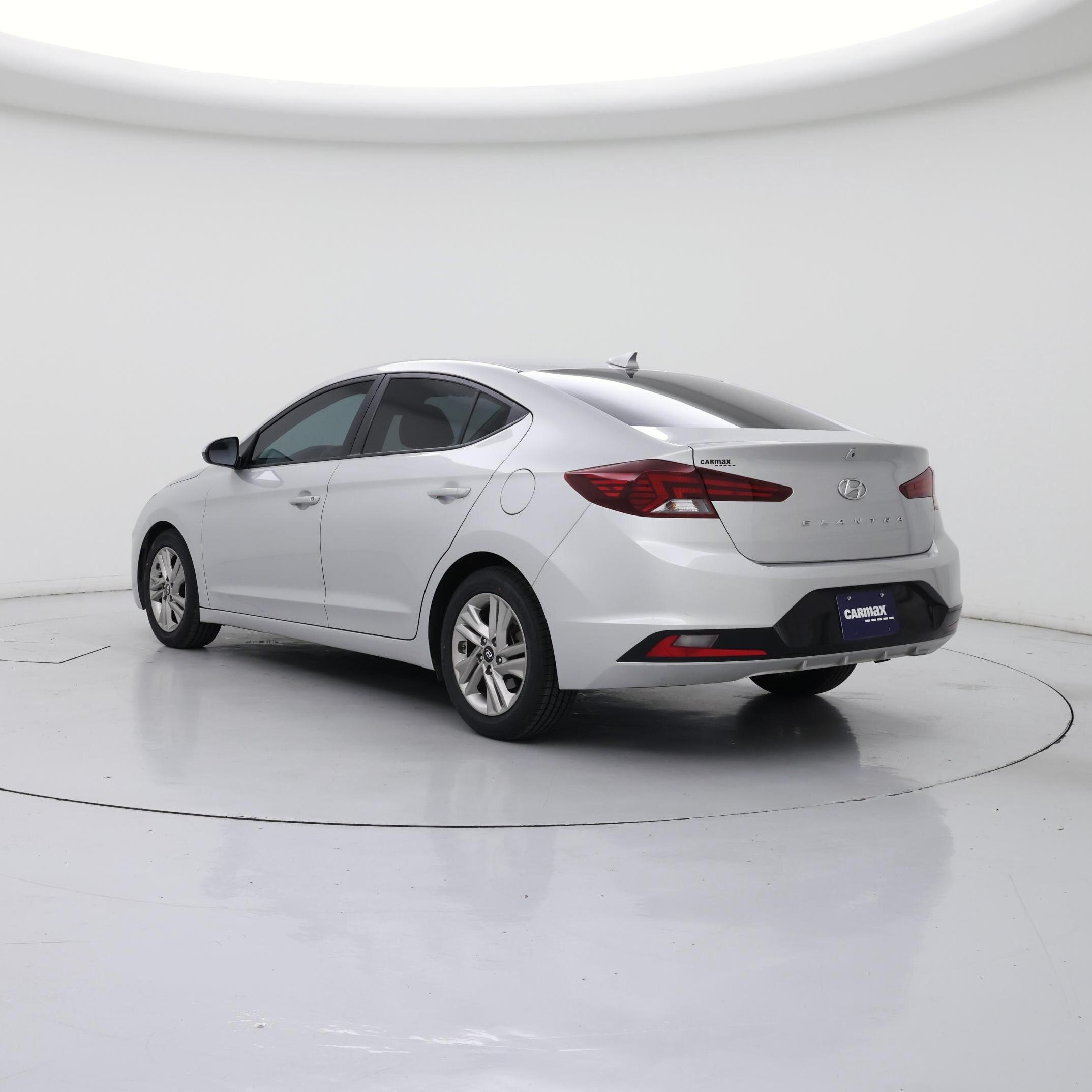 Thumbnail: 2019 Hyundai Elantra - 2
