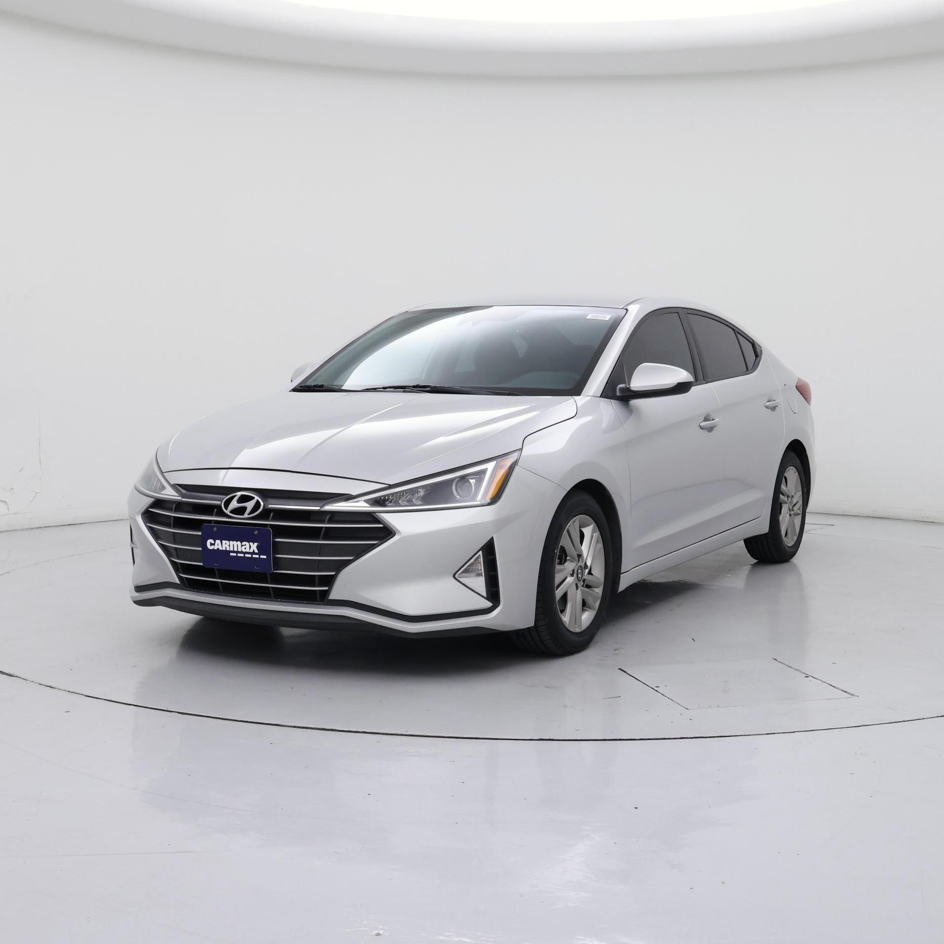 Thumbnail: 2019 Hyundai Elantra - 4