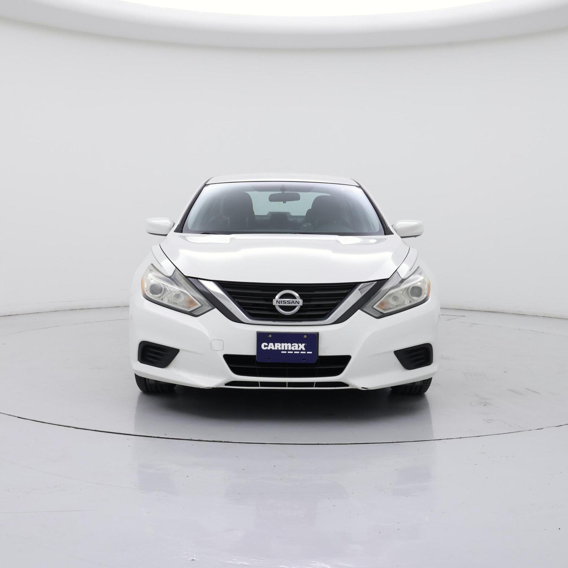 Thumbnail: 2016 Nissan Altima - 5