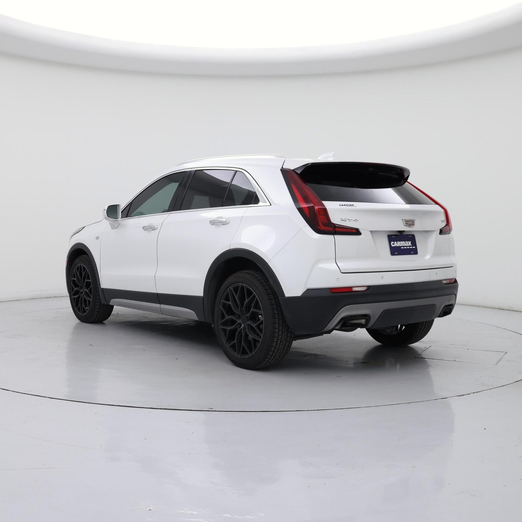 Thumbnail: 2019 Cadillac XT4 - 2
