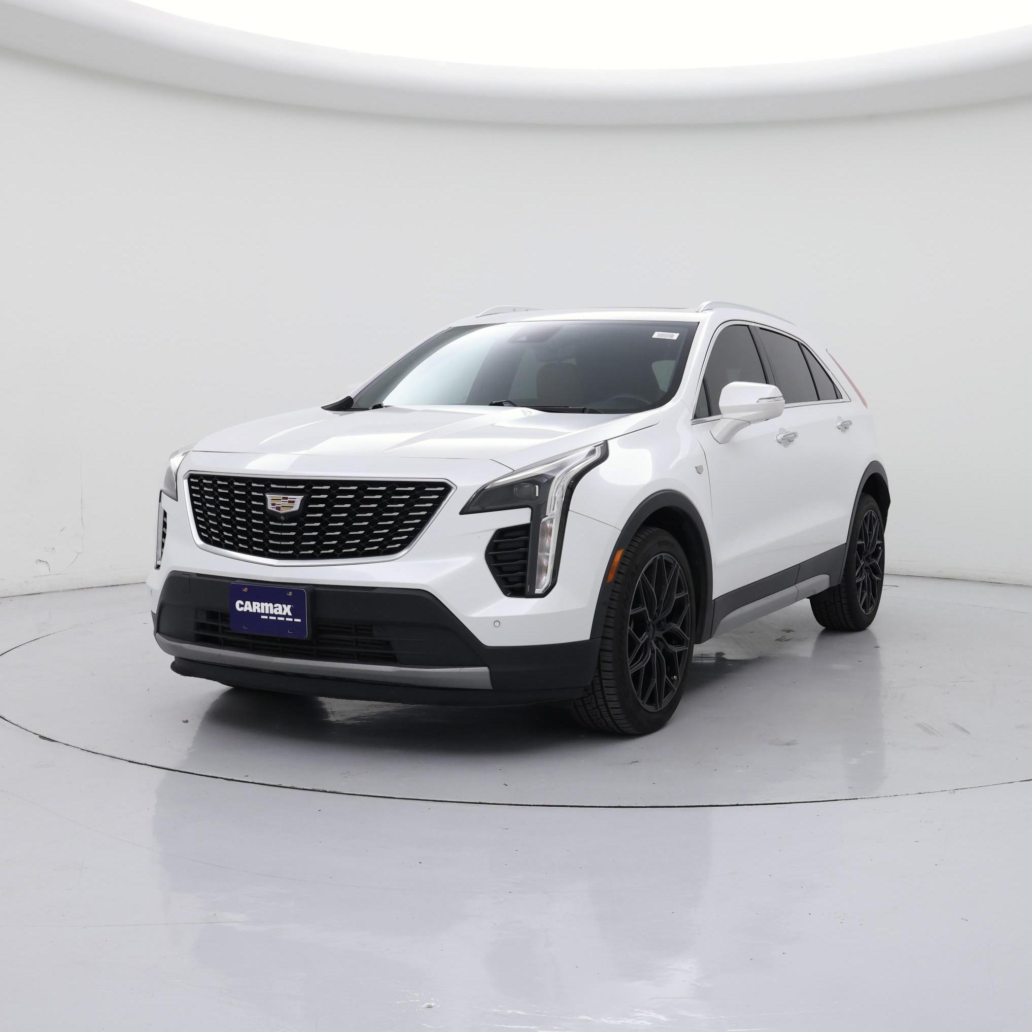 Thumbnail: 2019 Cadillac XT4 - 4