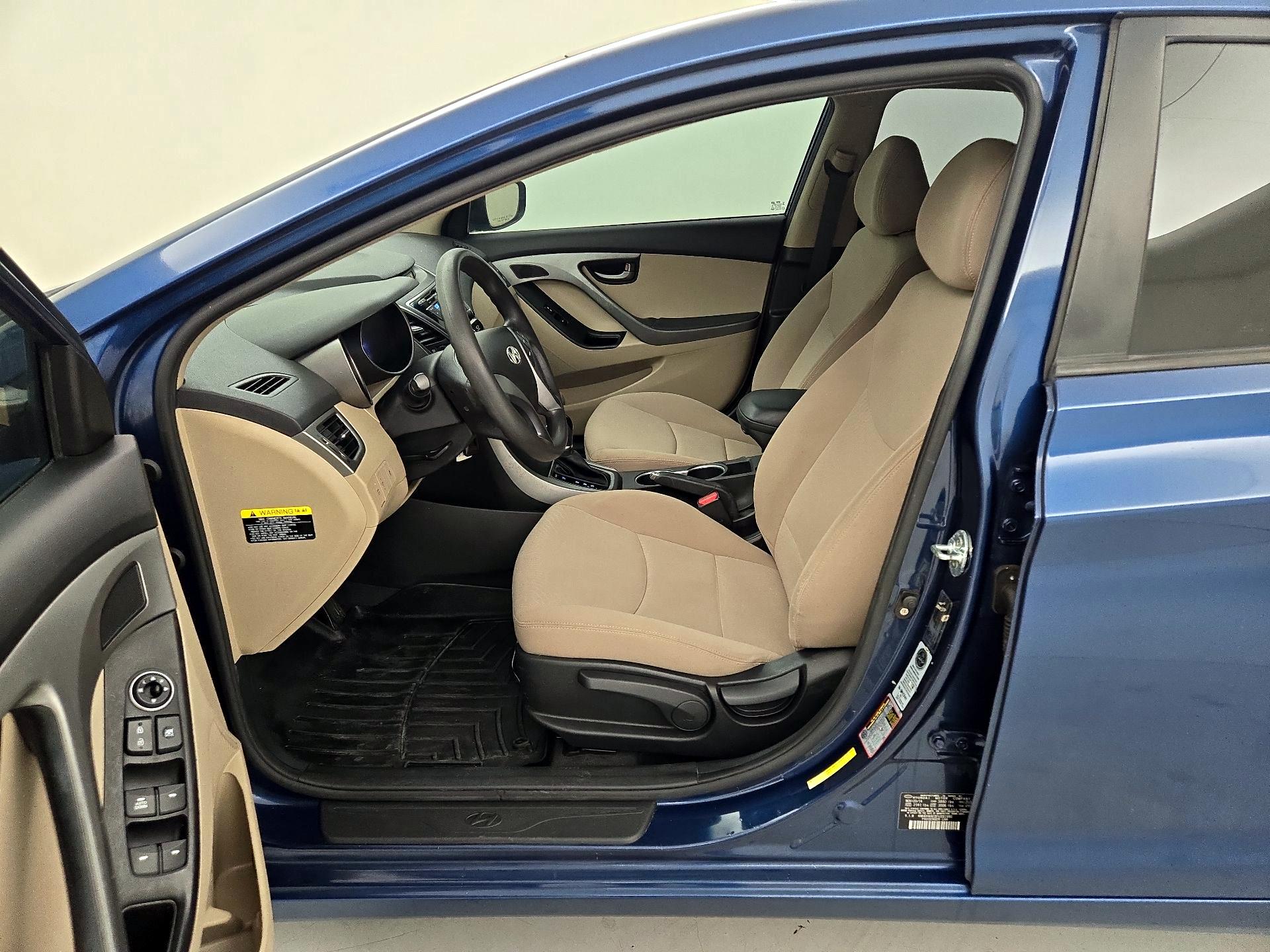 Thumbnail: 2015 Hyundai Elantra - 11