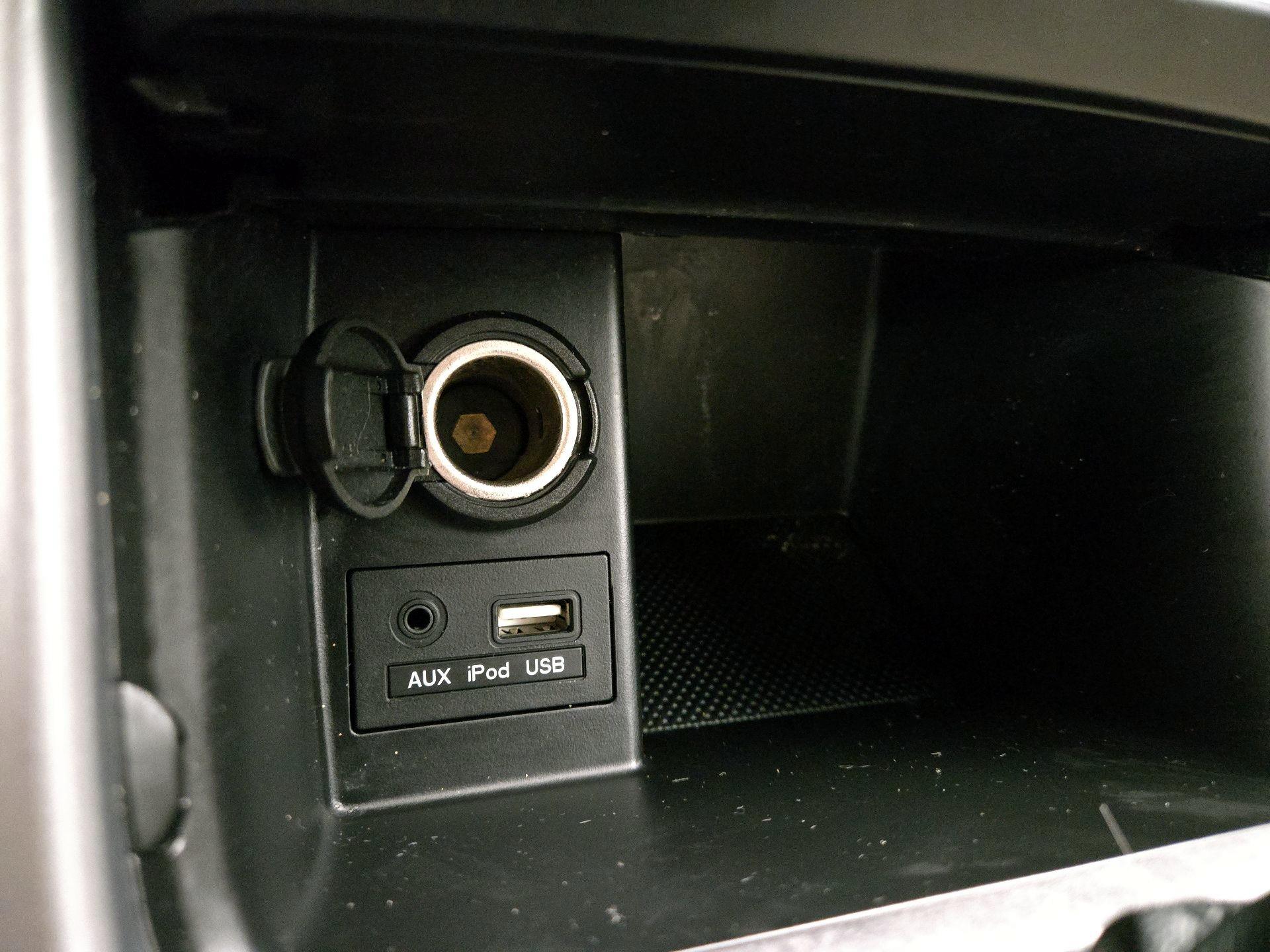 Thumbnail: 2015 Hyundai Elantra - 17