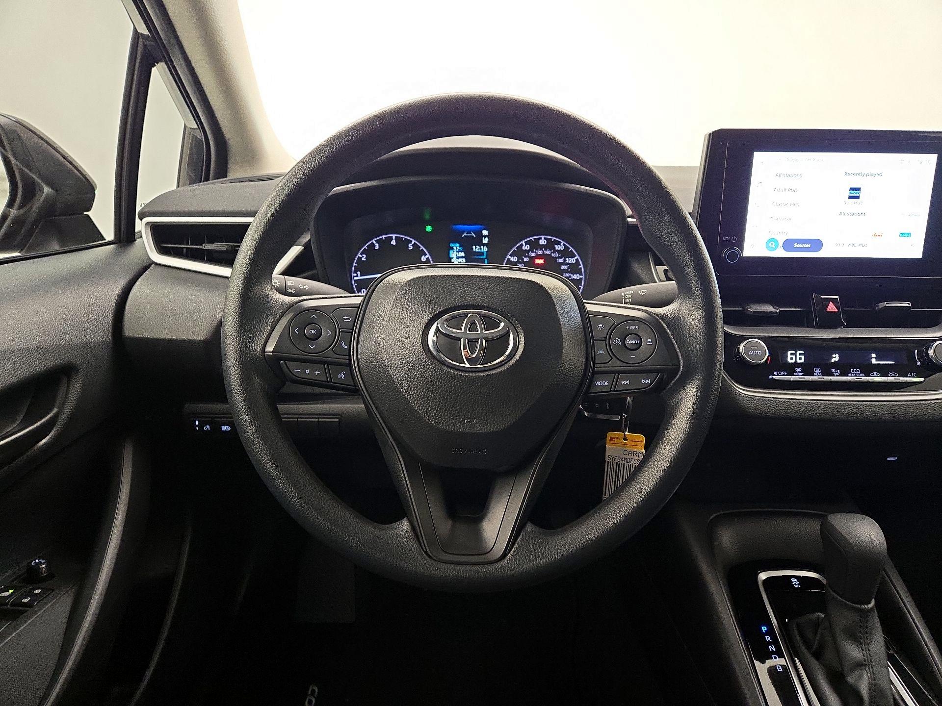 Thumbnail: 2025 Toyota Corolla - 10