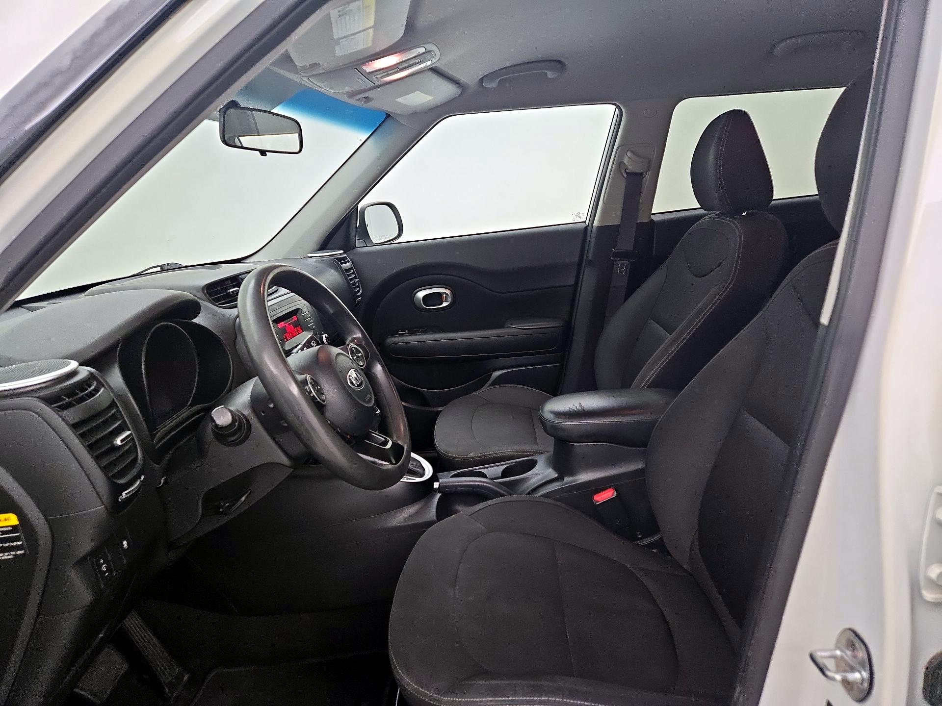 Thumbnail: 2016 Kia Soul - 11